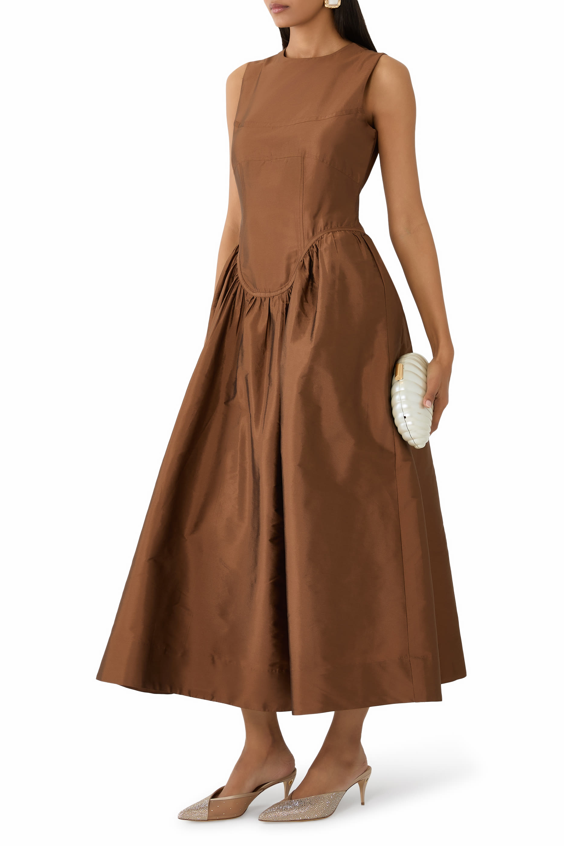 حذاء دي آي 85 مفتوح من الخلف بكعب قصير