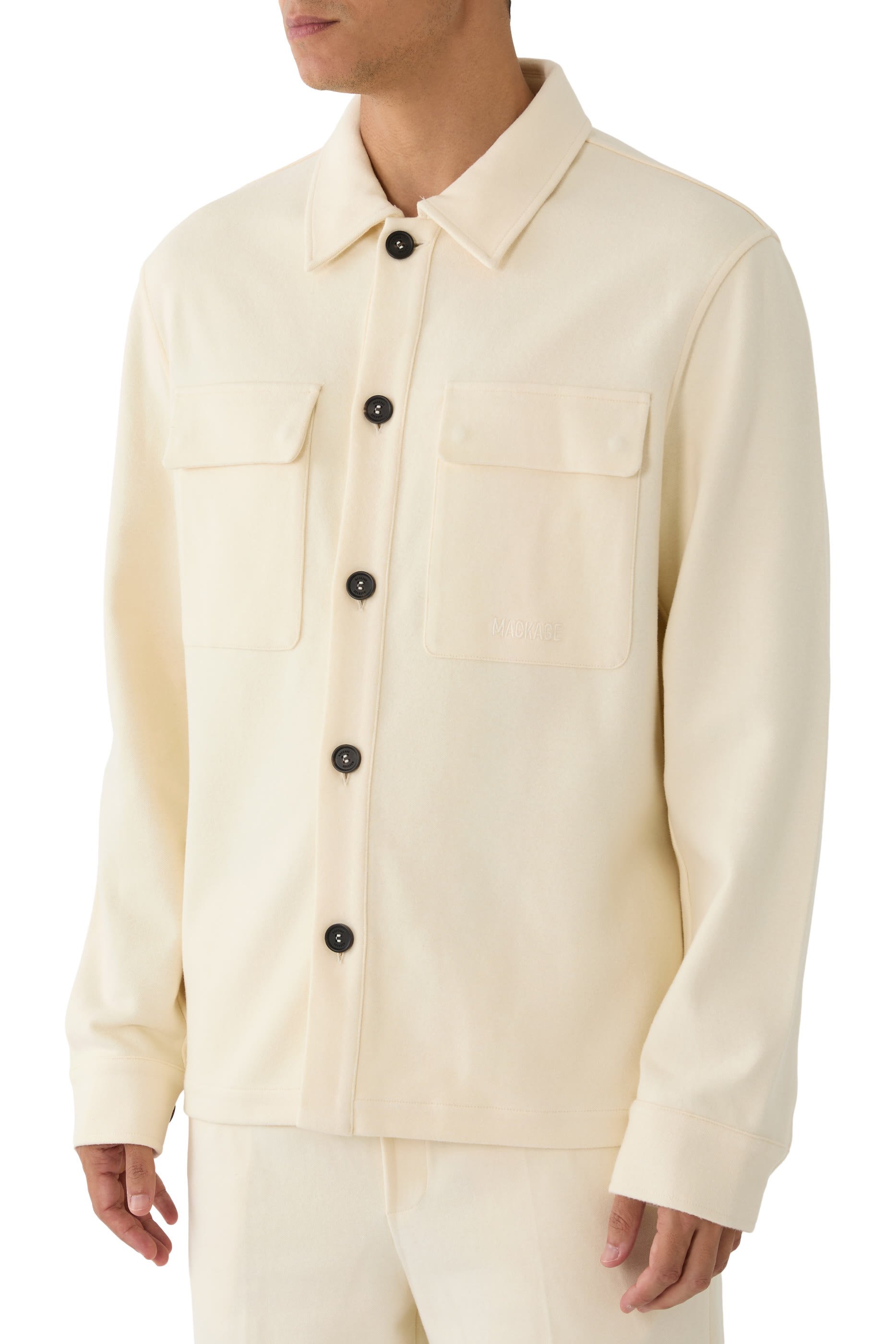 جاكيت بورتر-كيه بنمط قميص نسيج ناعم