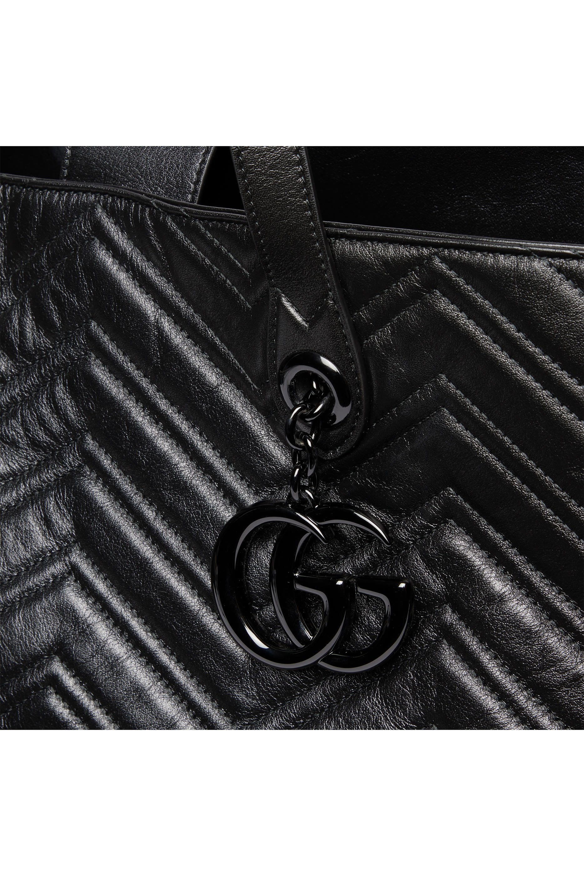 حقيبة يد مارمونت كبيرة بحرفي شعار الماركة