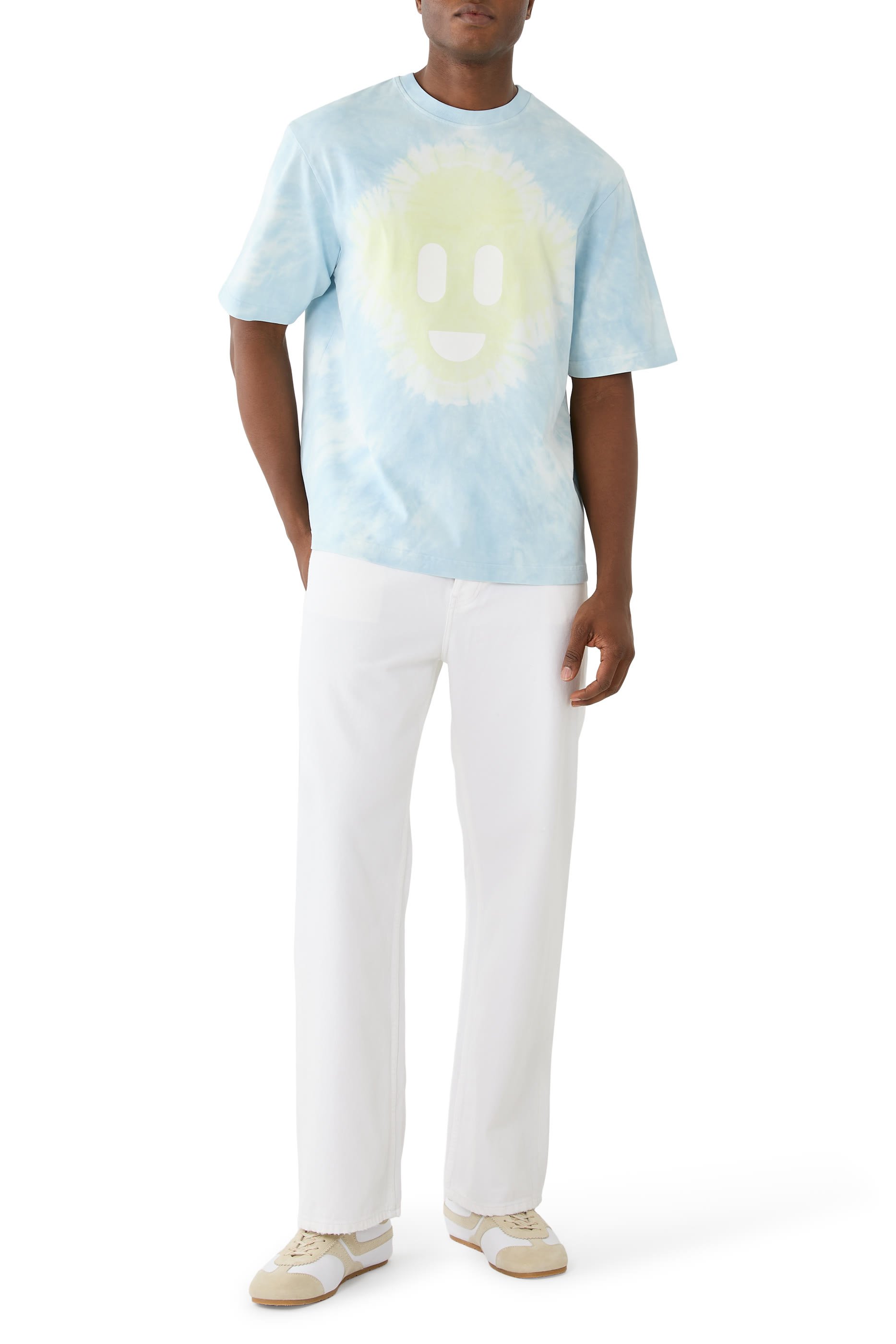 تيشيرت بطبعة سمايل بصباغة العقد والربط بقصة فضفاضة 