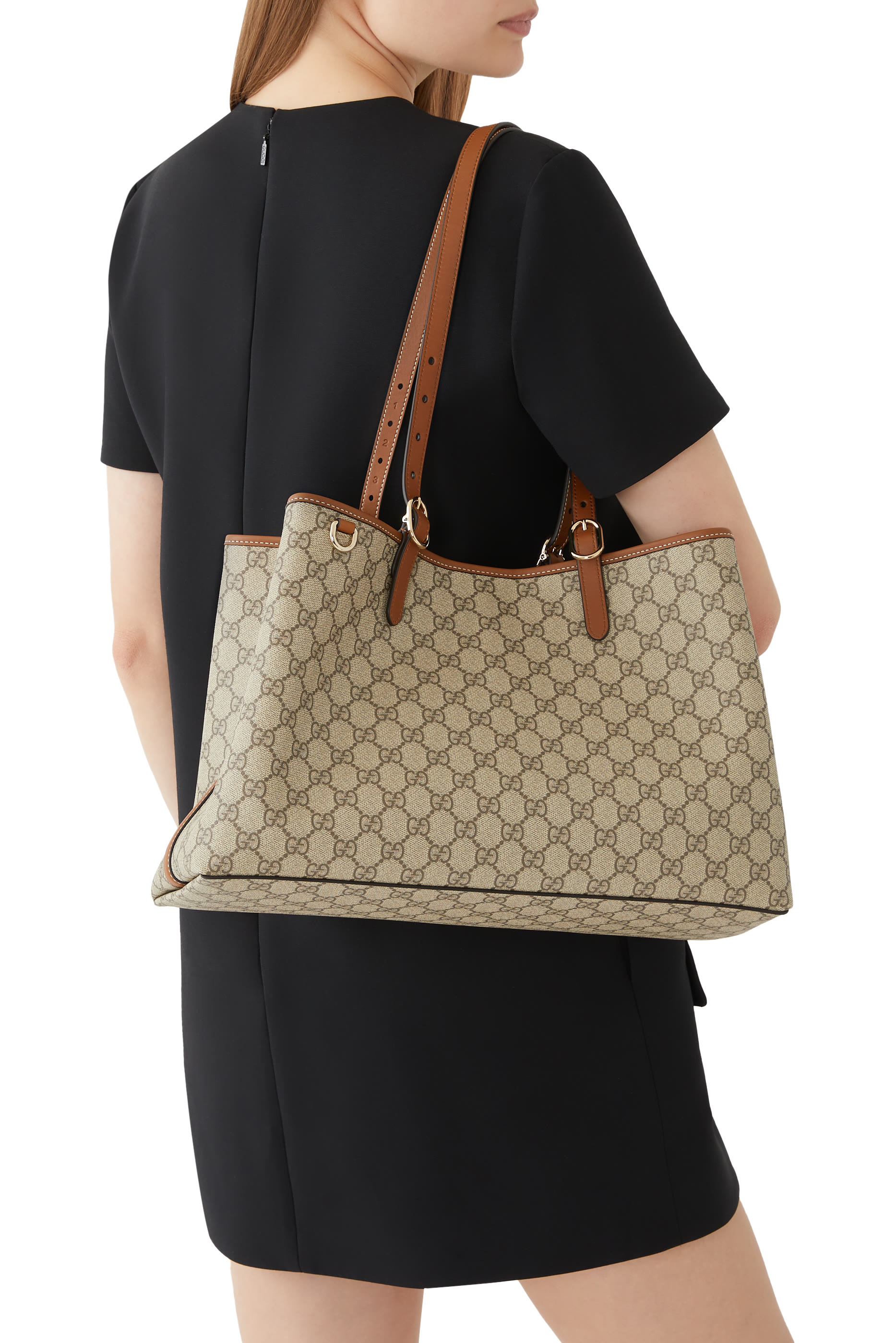 حقيبة يد متوسطة بنقشة حرفي شعار الماركة