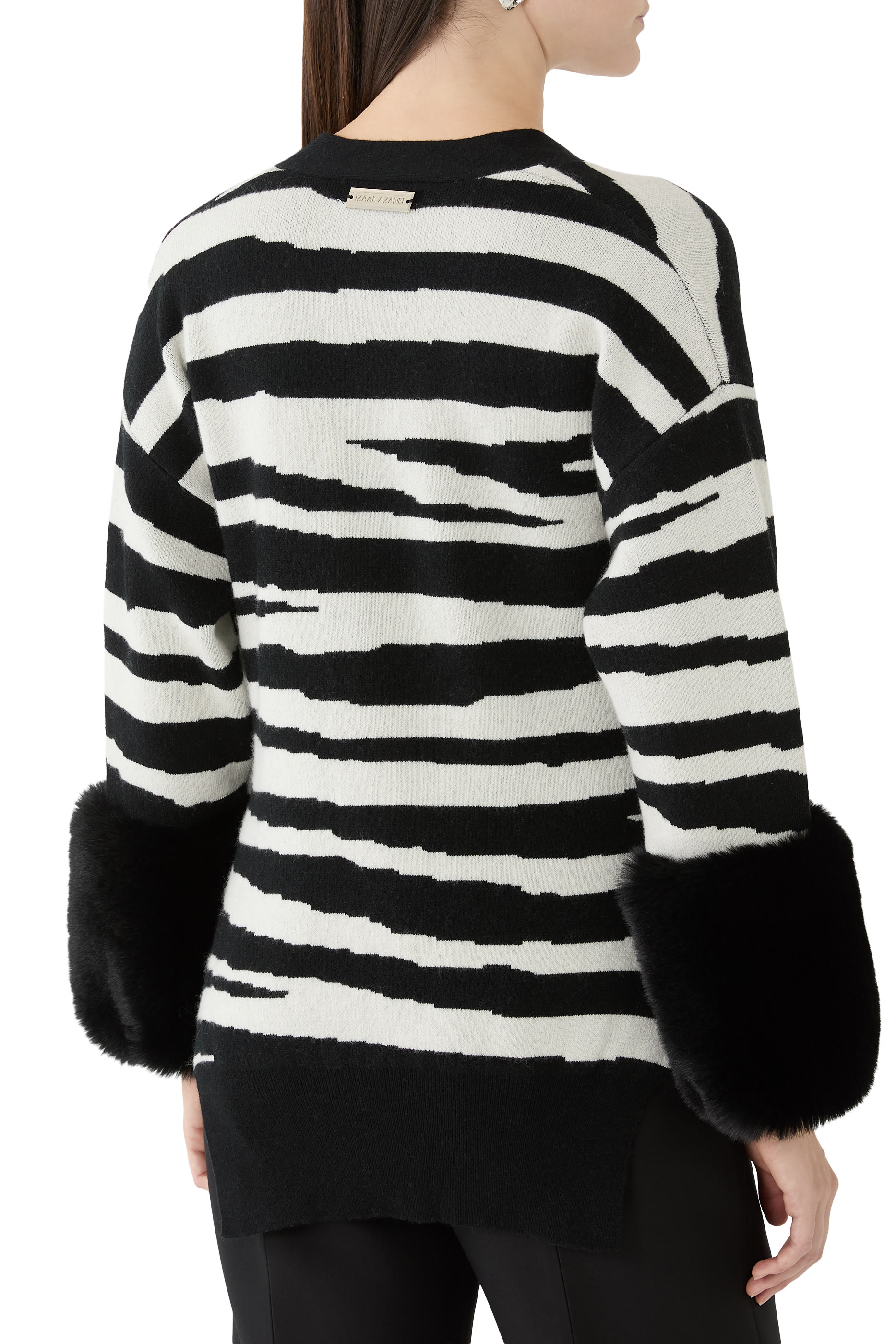 كارديجان بحزام وأساور فرو