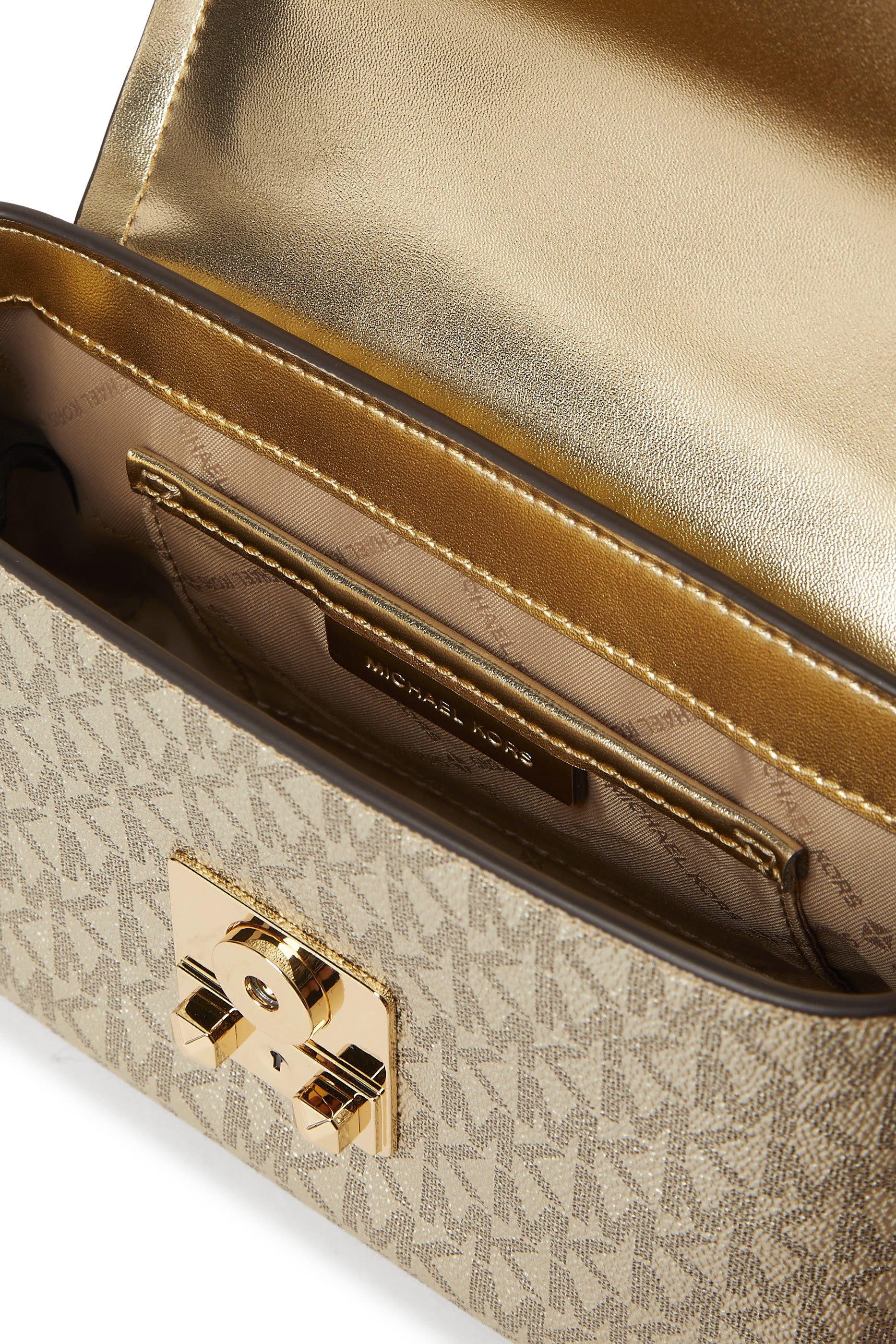 حقيبة كروس بودي تريبيكا قابلة للتحويل صغيرة جدًا بشعار