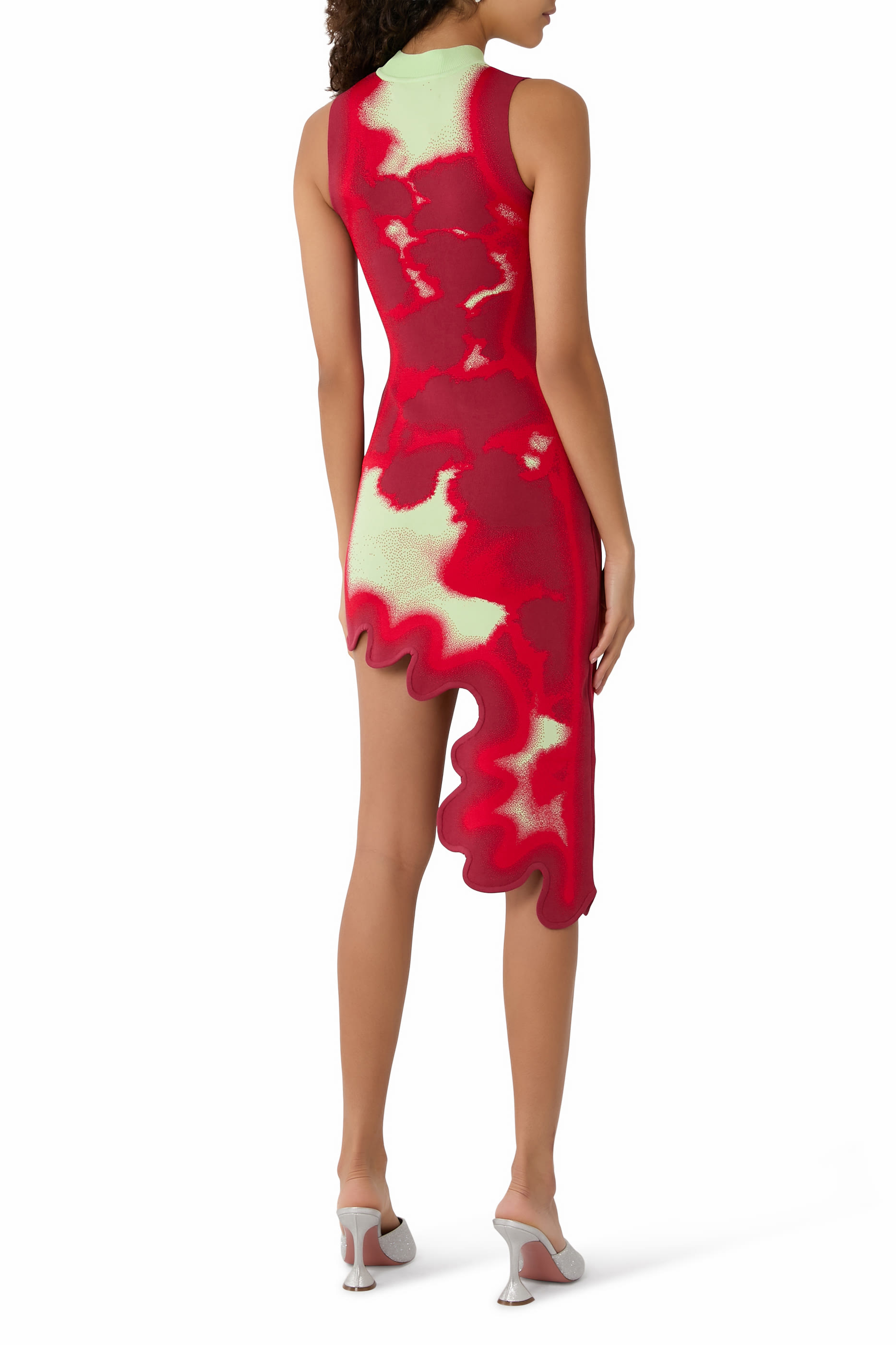 فستان بروكلين بحافة مموجة ونقشة مصبوغة بالعقد والربط