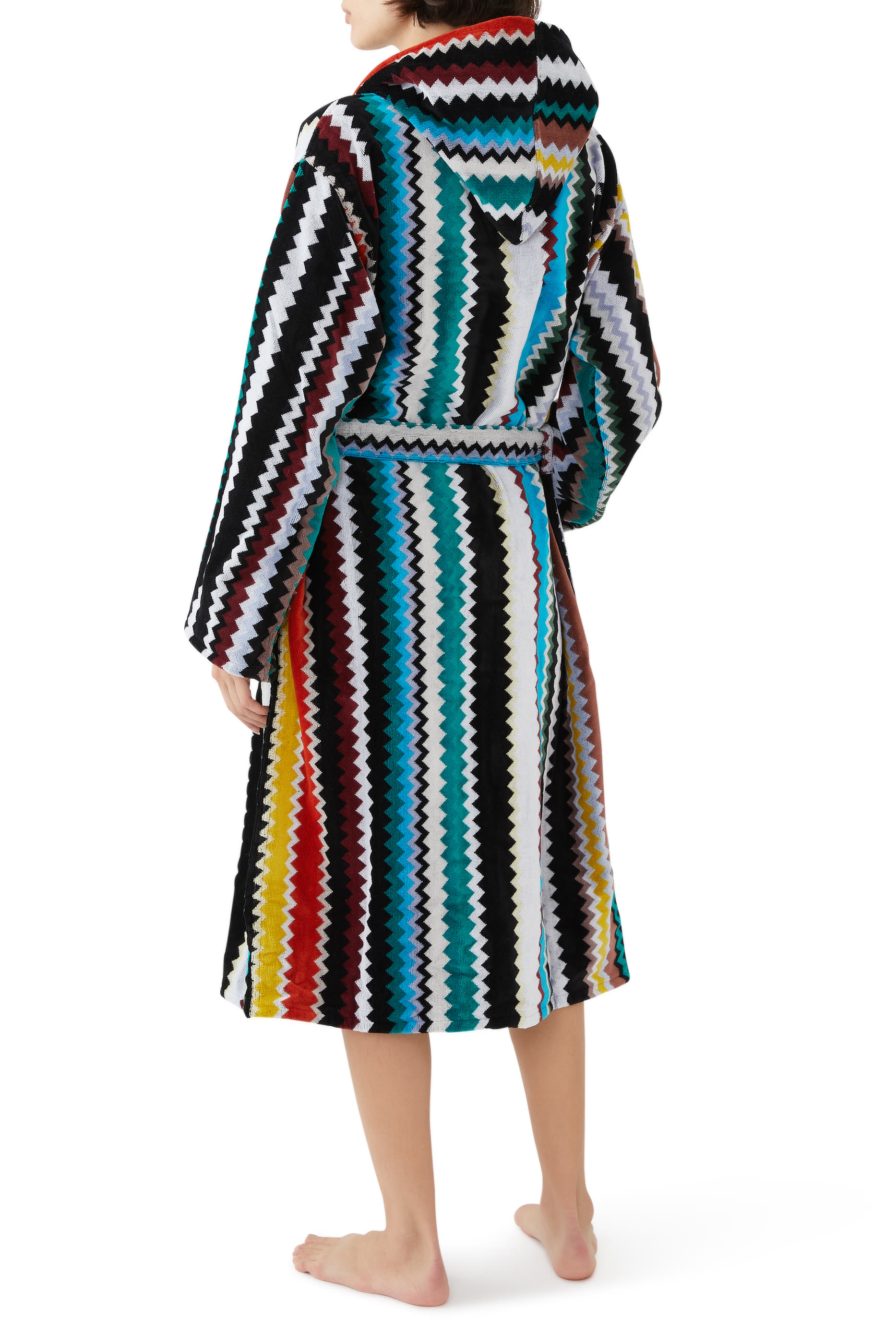 روب حمام كورت بخطوط متعرجة وغطاء للرأس