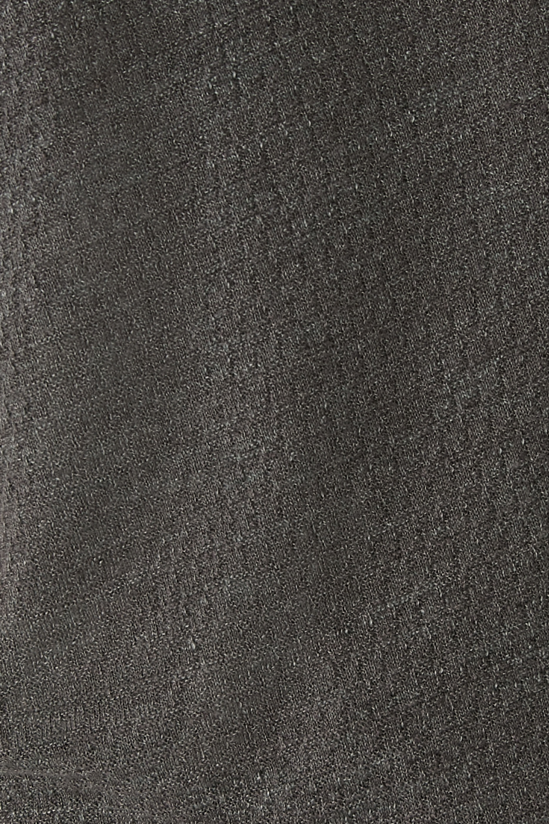 تيشيرت كولبن