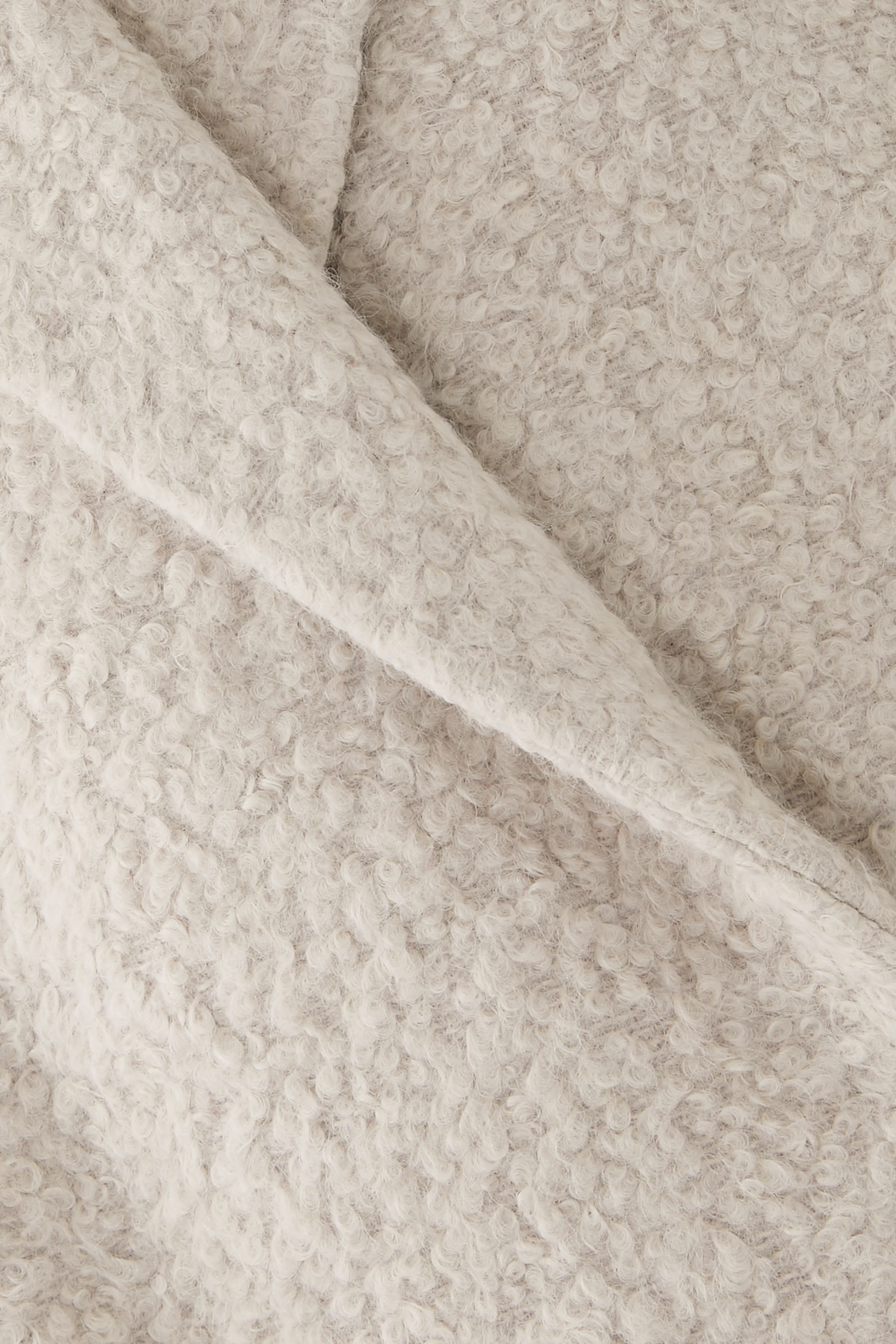 معطف لوكس بياقة شال ألباكا