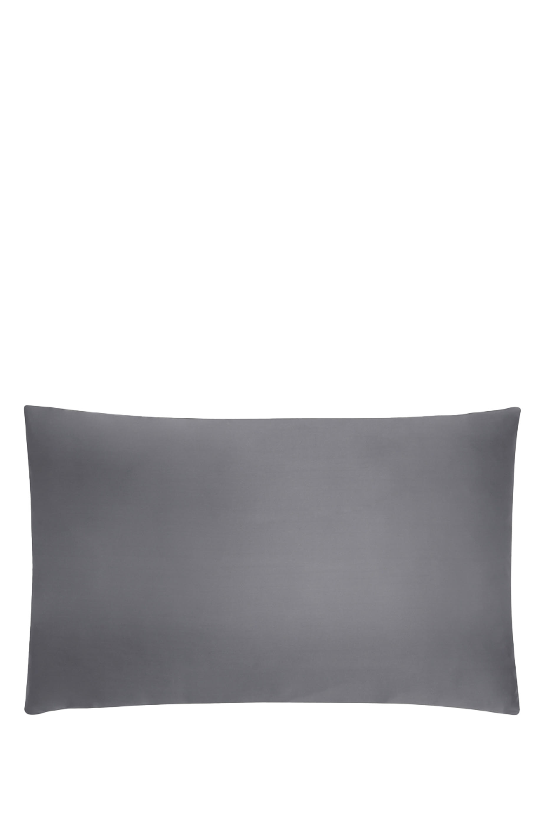 غطاء وسادة حرير في علبة هدايا