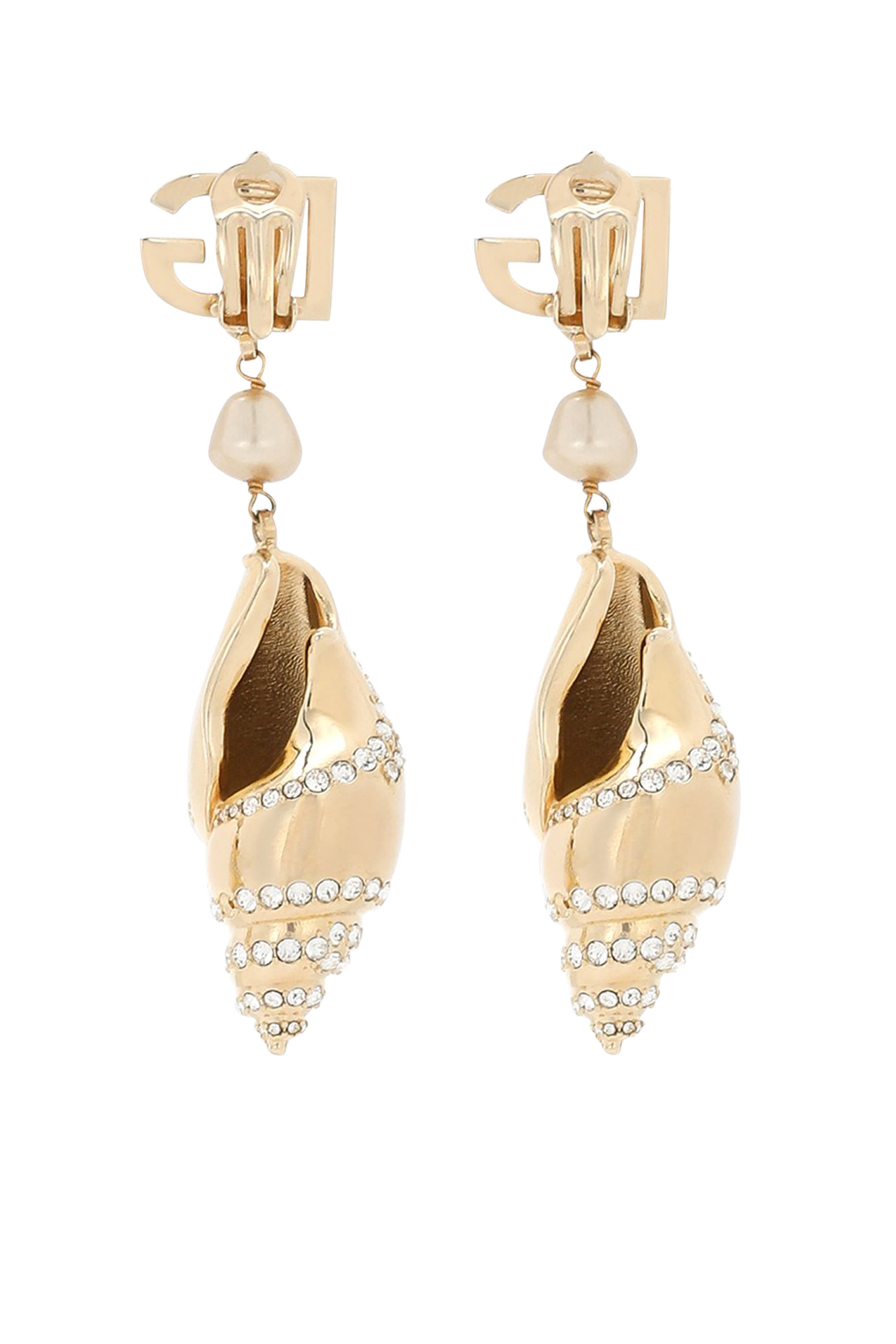 أقراط بتصميم صدفة مرصعة بأحجار الراين ومزينة بشعار الماركة