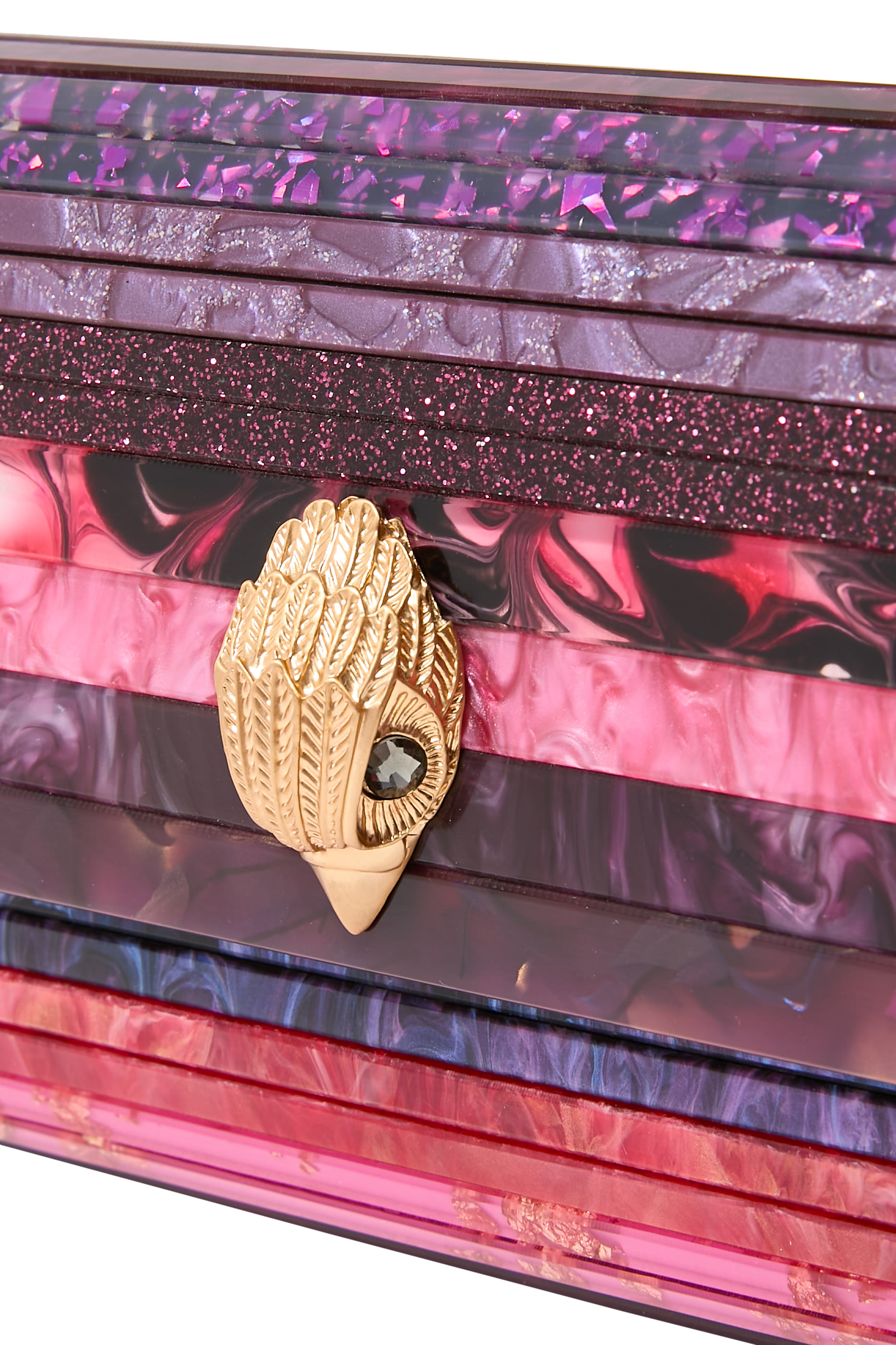 حقيبة كلاتش بارتي بحلية شعار الماركة