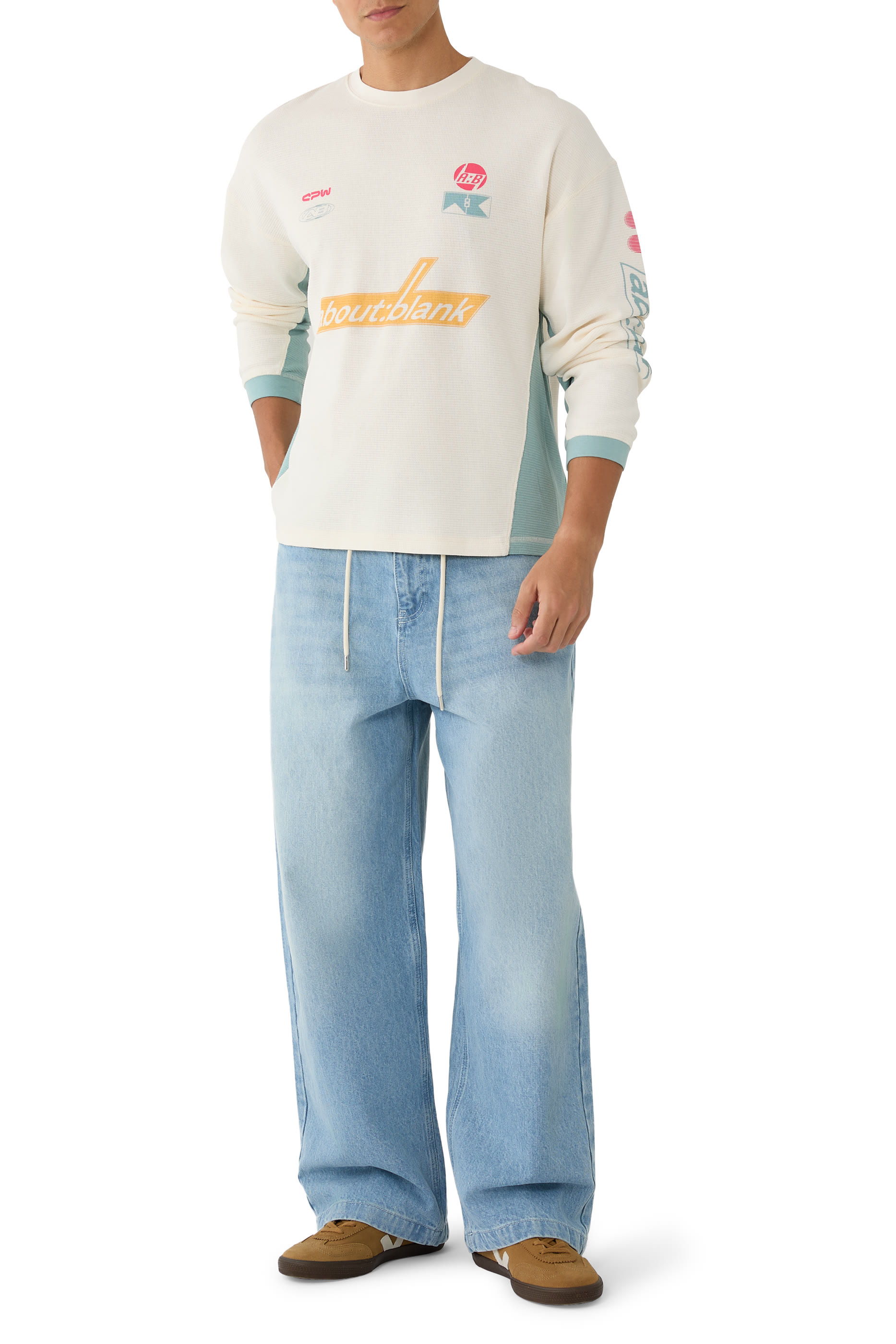 تيشيرت بطبعة سلالوم غرافيكية وافل