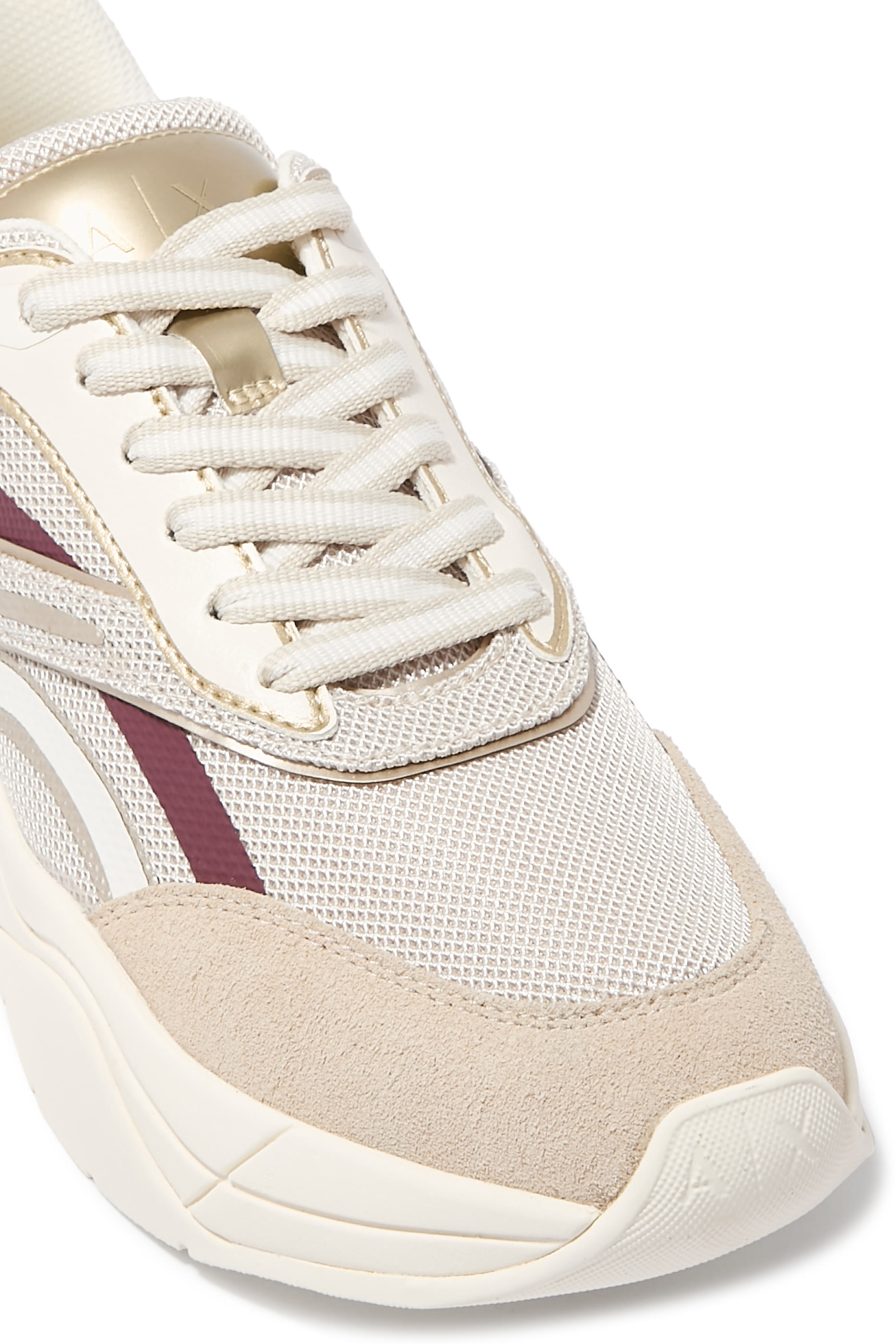 سنيكرز شير بكاحل منخفض