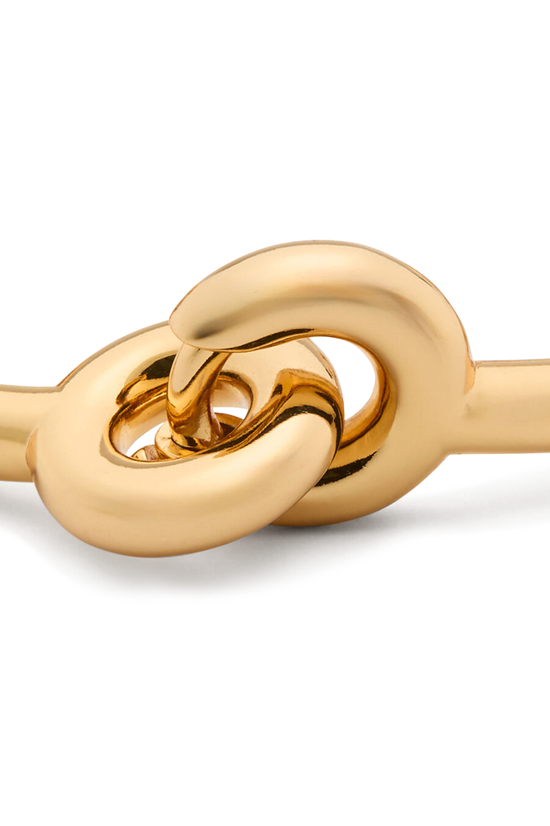 سوار بتصميم متداخل