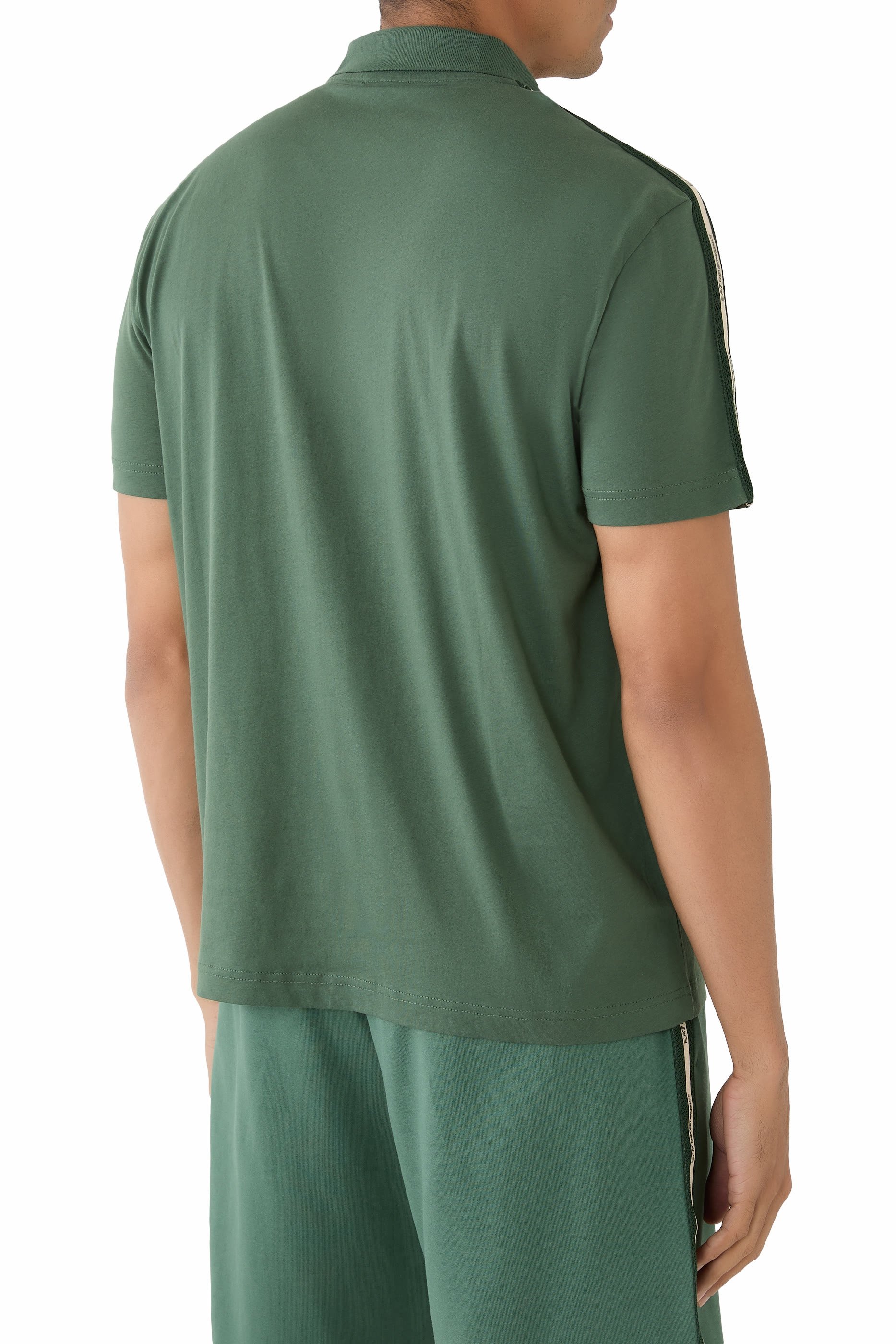 قميص بولو بشعار الماركة