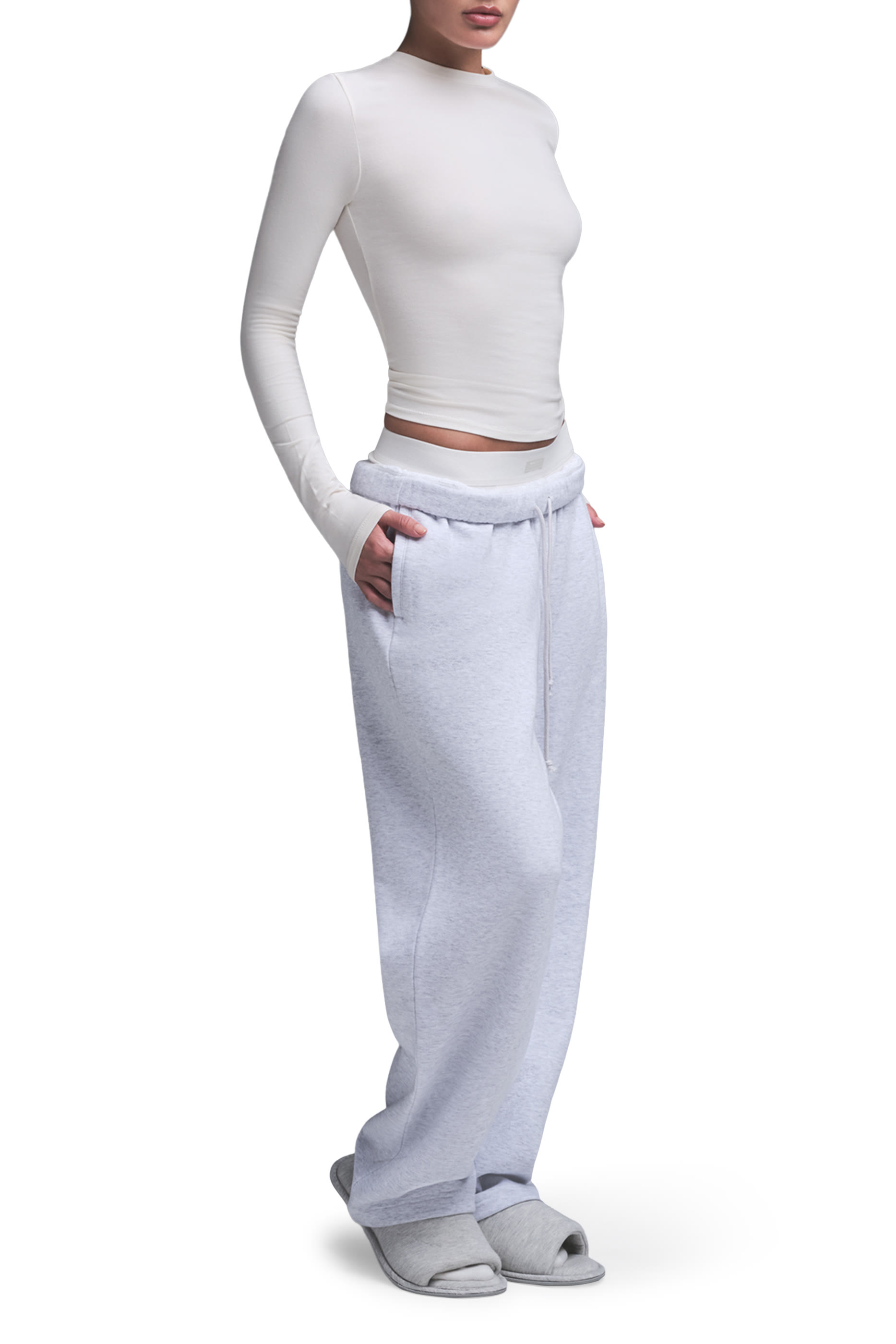 تيشيرت بأكمام طويلة جيرسيه قطن 