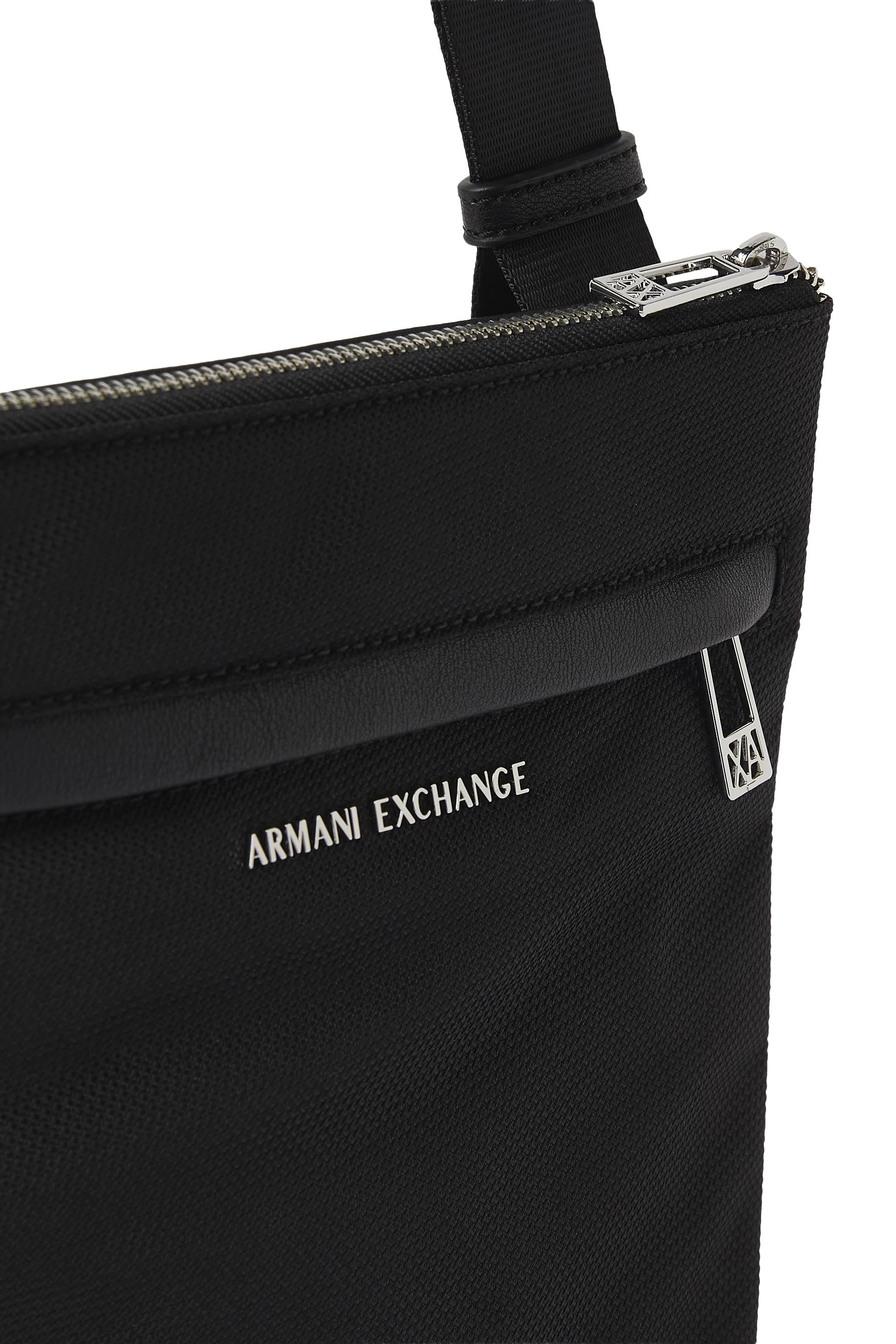 حقيبة سنغافور كروس بودي