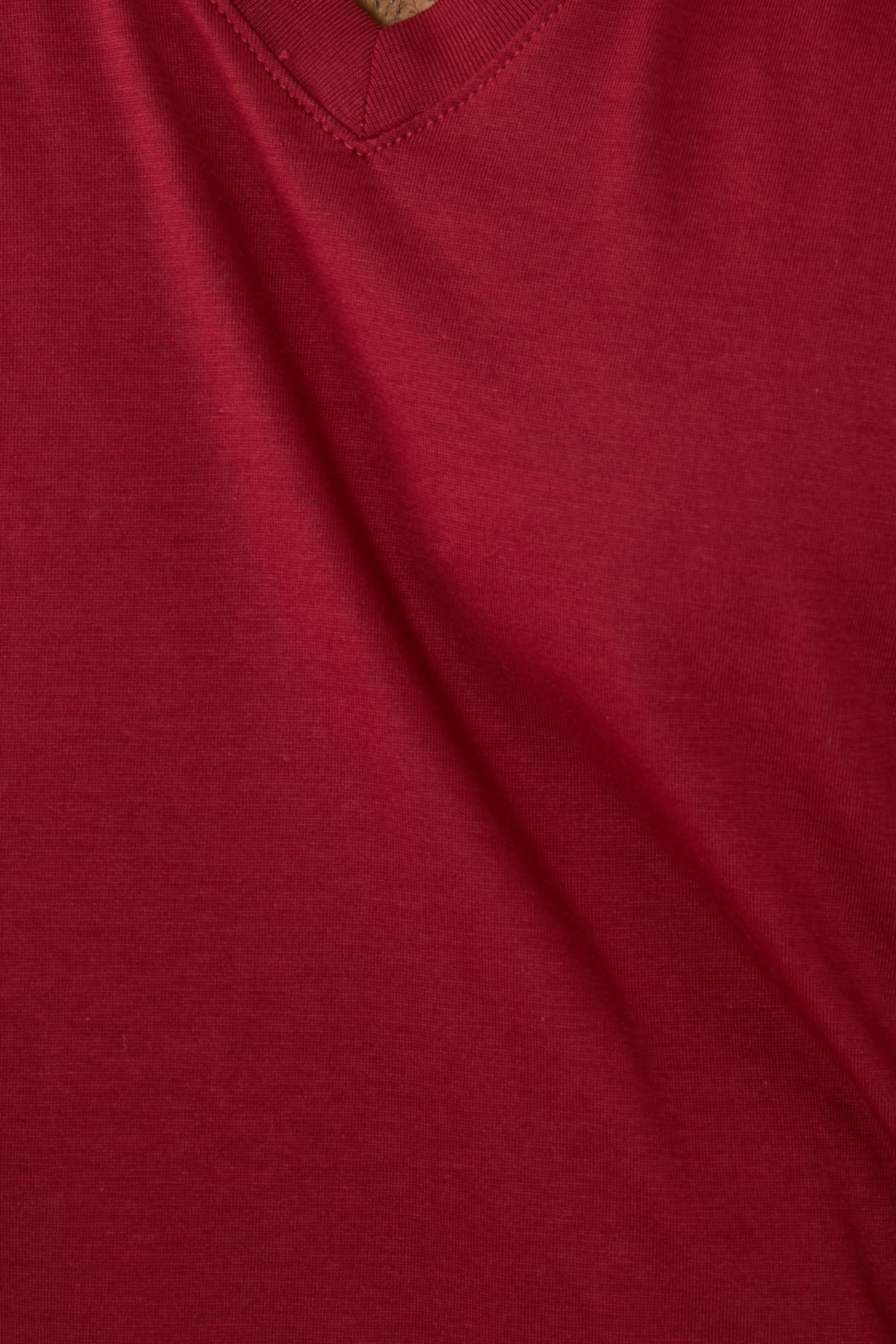 تيشيرت بقصة ضيقة قطن بيما