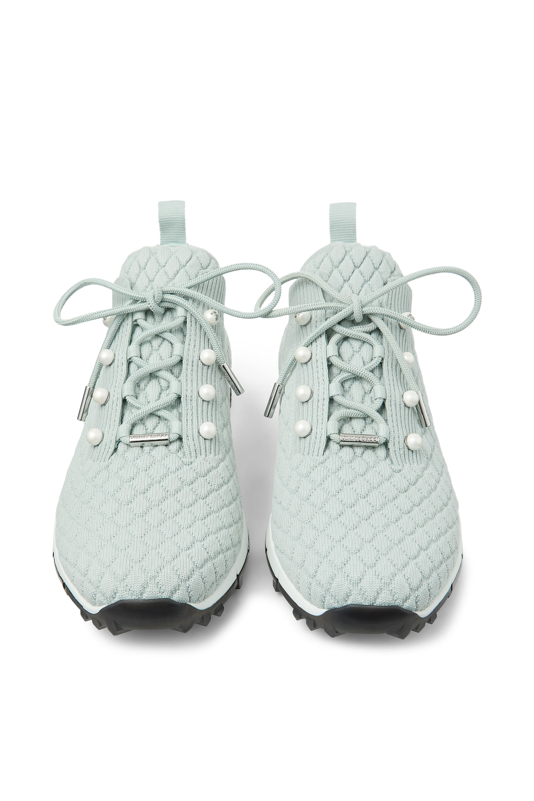 سنيكرز فيلس نسيج بارز الملمس