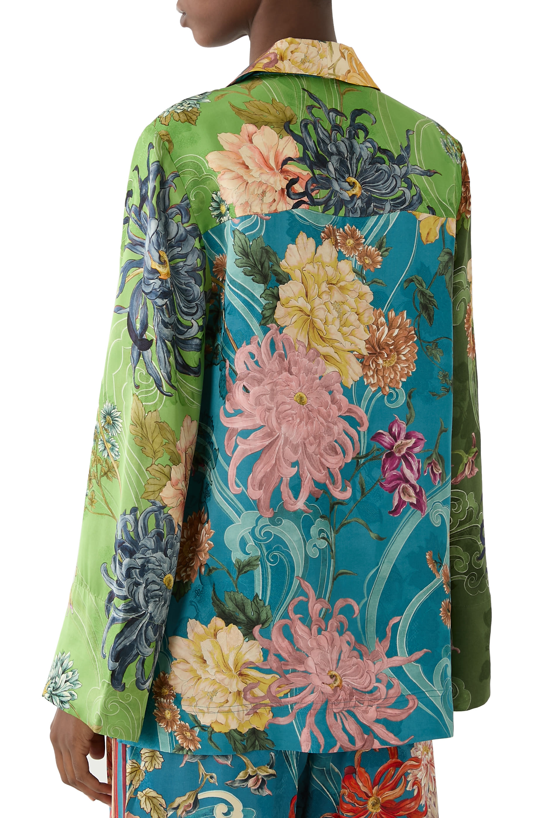 قميص أفيري بتصميم مقسم