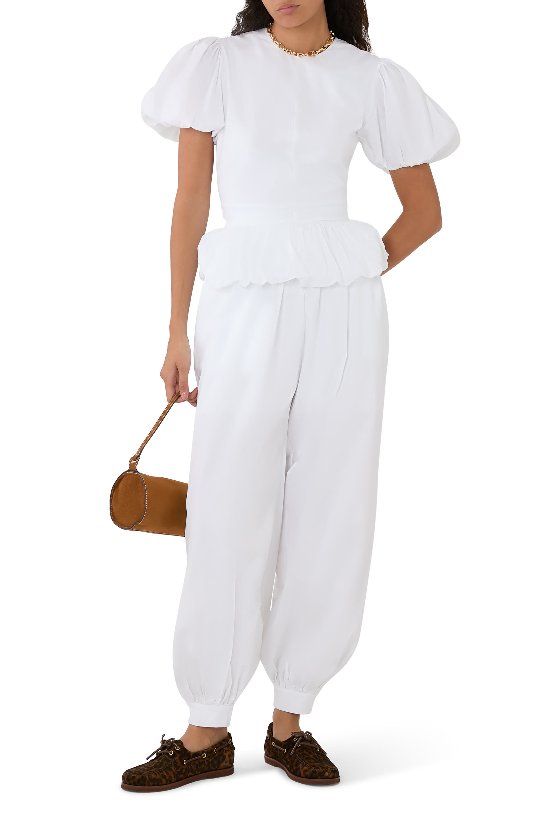 بنطال بقصة منفوخة وطيات