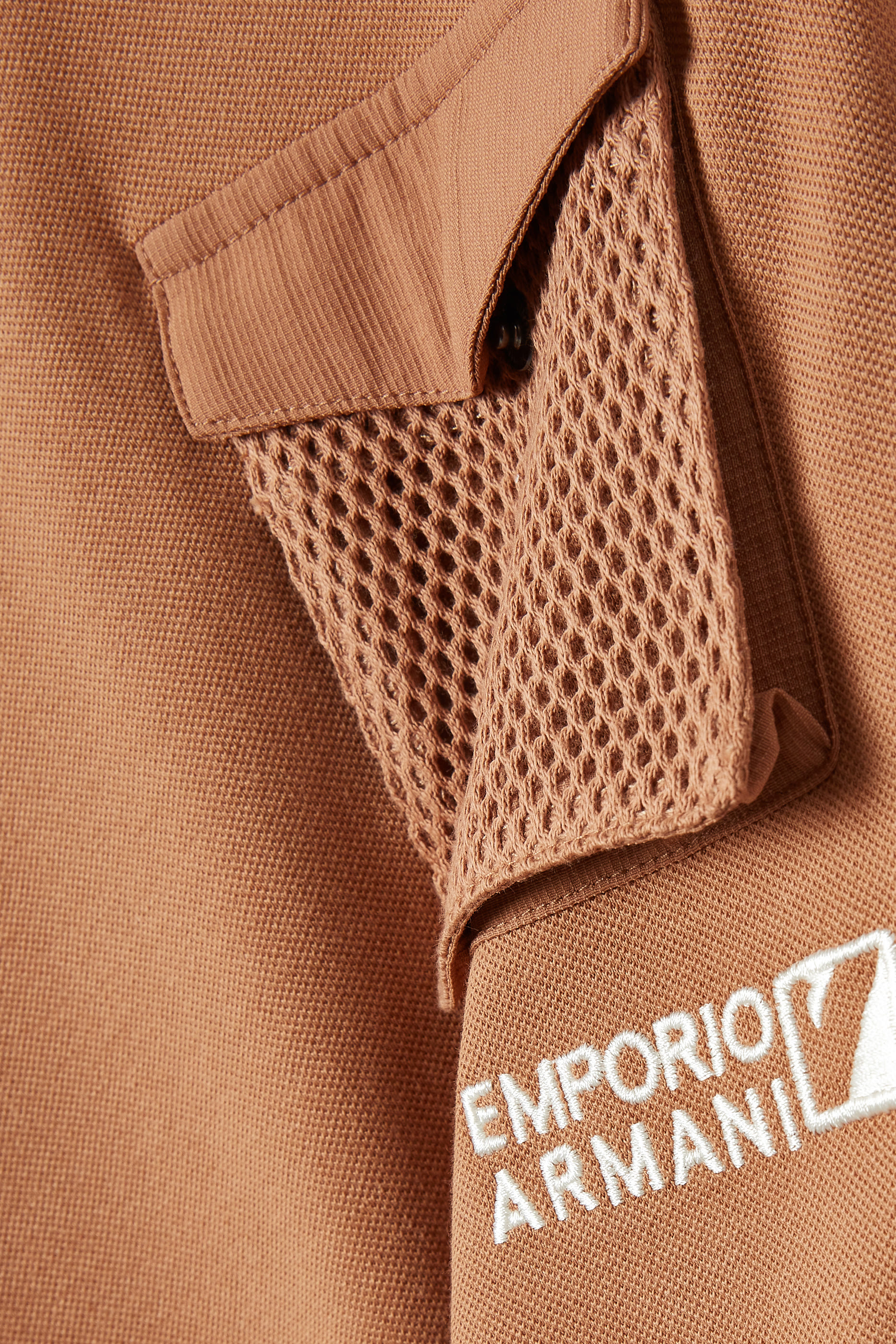 تيشيرت للأطفال بجيب عند الصدر