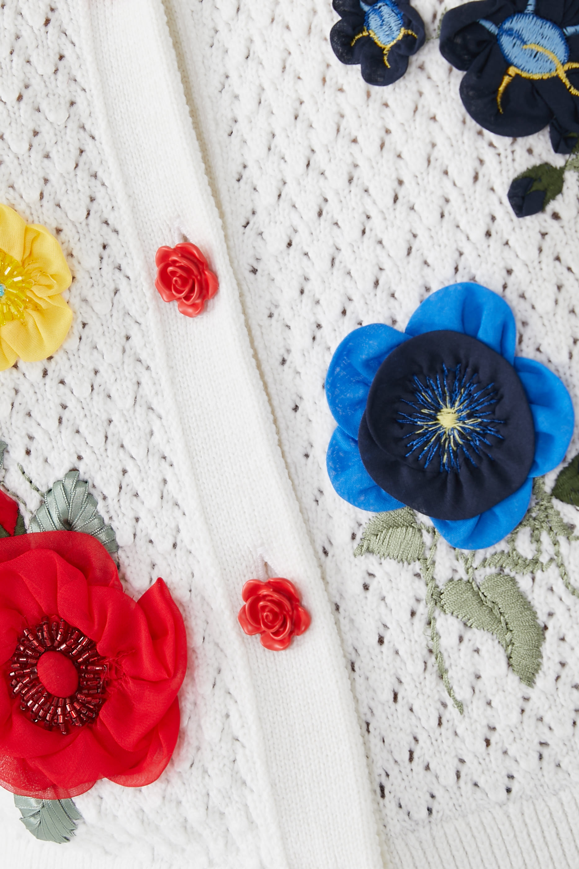 كرديجان بريجيد قصير مطرز