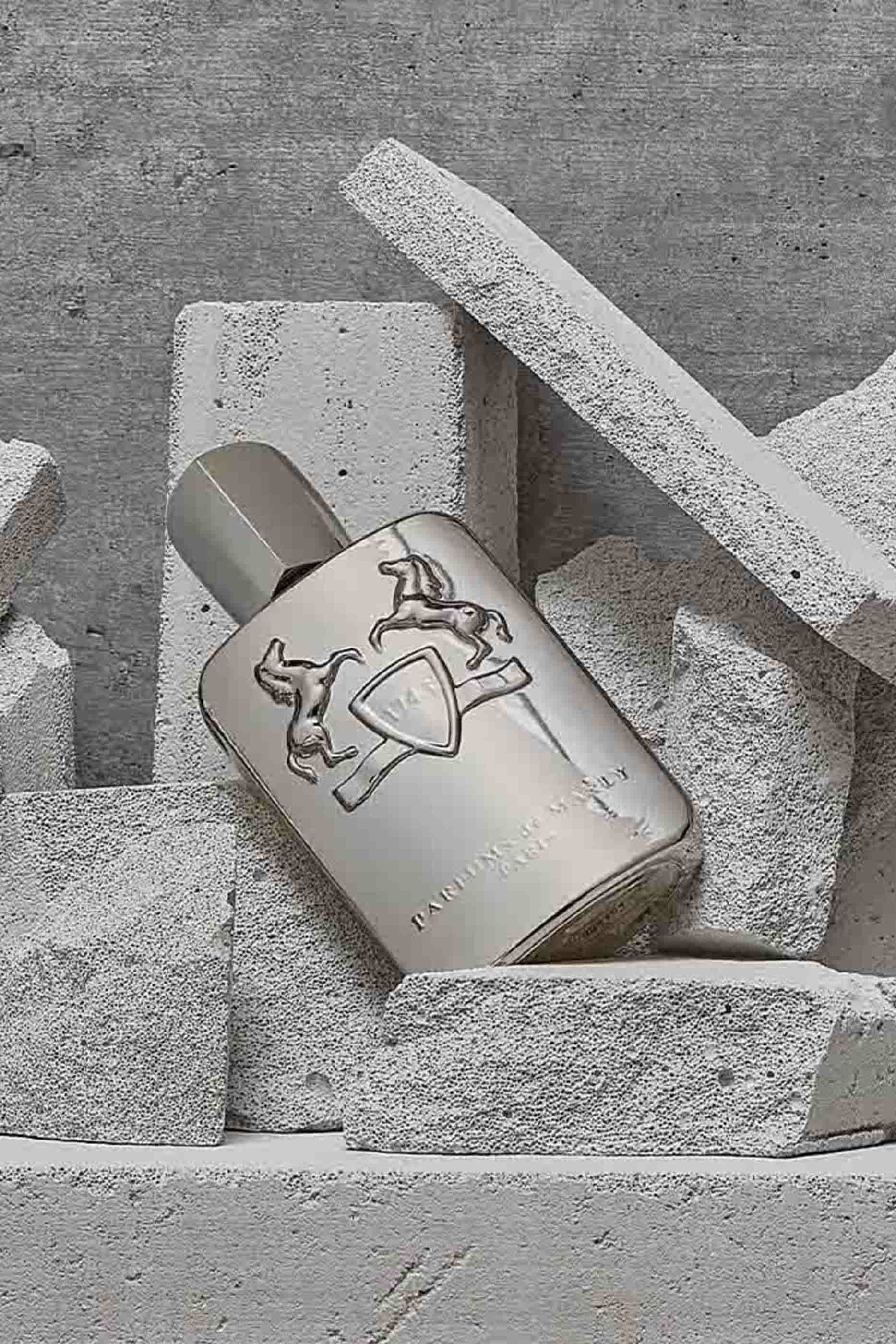 ماء عطر بخاخ بيجاسوس