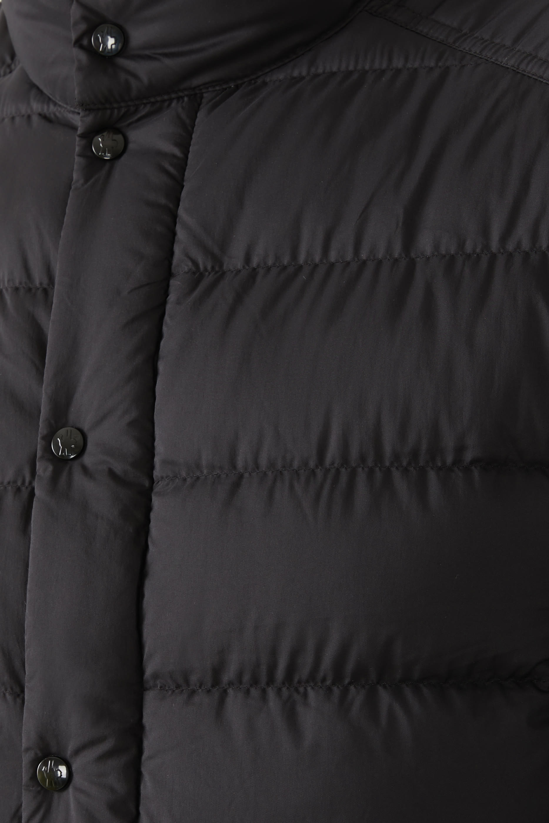 جاكيت قصير بتصميم مبطن بالزغب