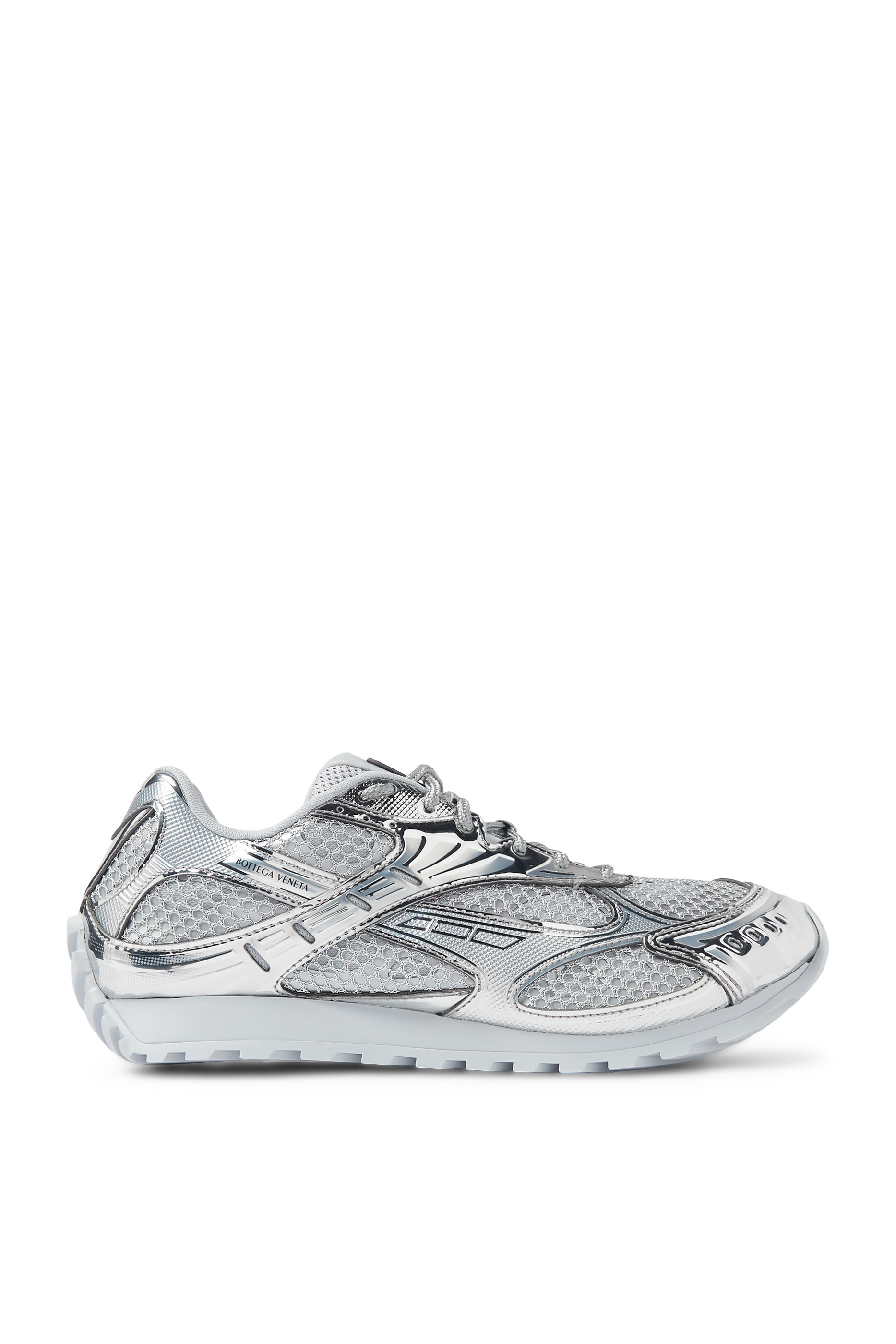 سنيكرز اوربيت