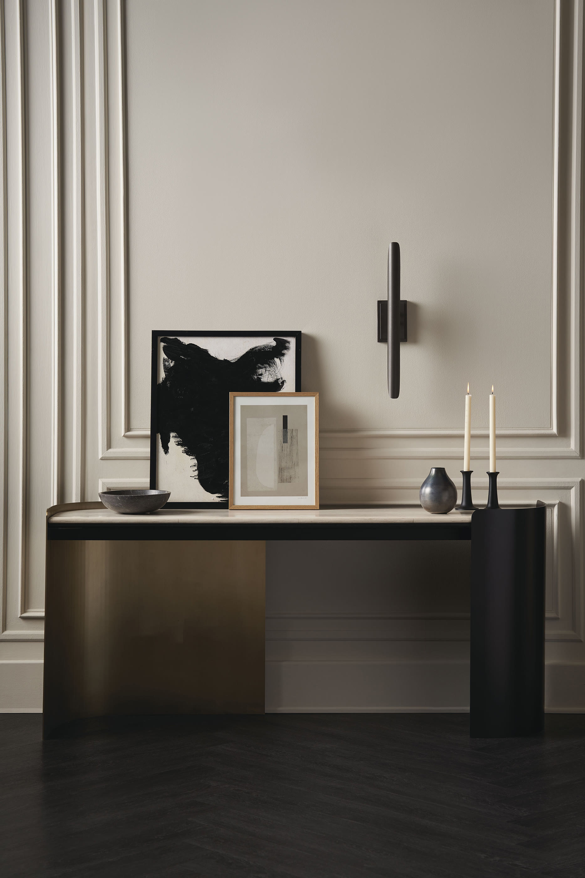 طاولة كونسول موفمنت بتصميم مكتب