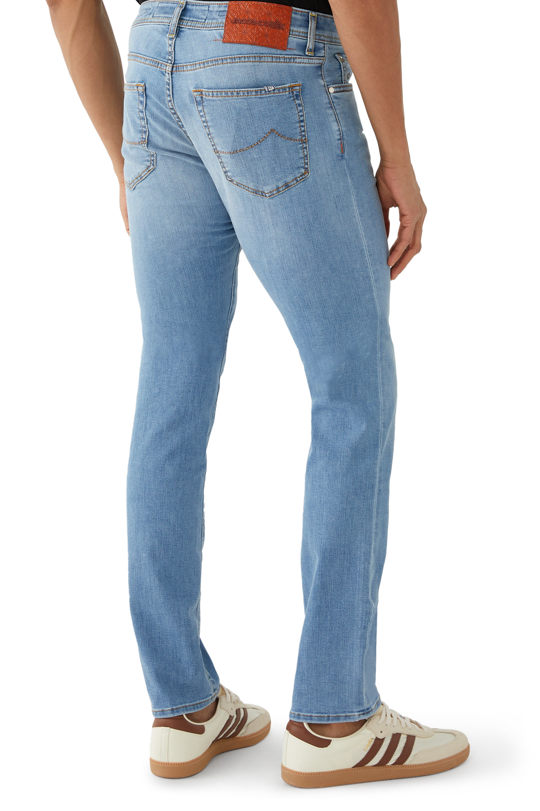 بنطال بارد بقصة ضيقة وخمسة جيوب