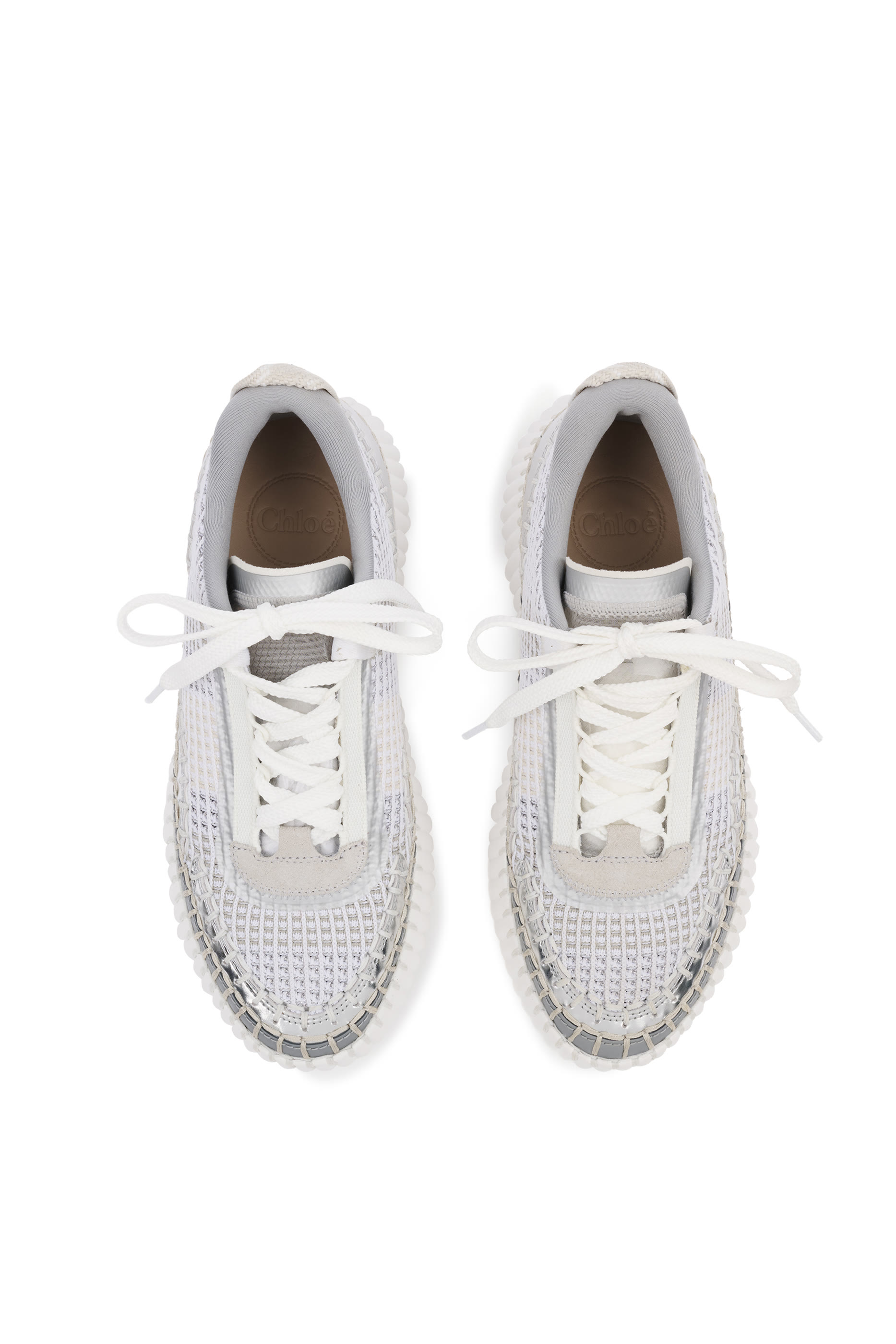 سنيكرز ناما