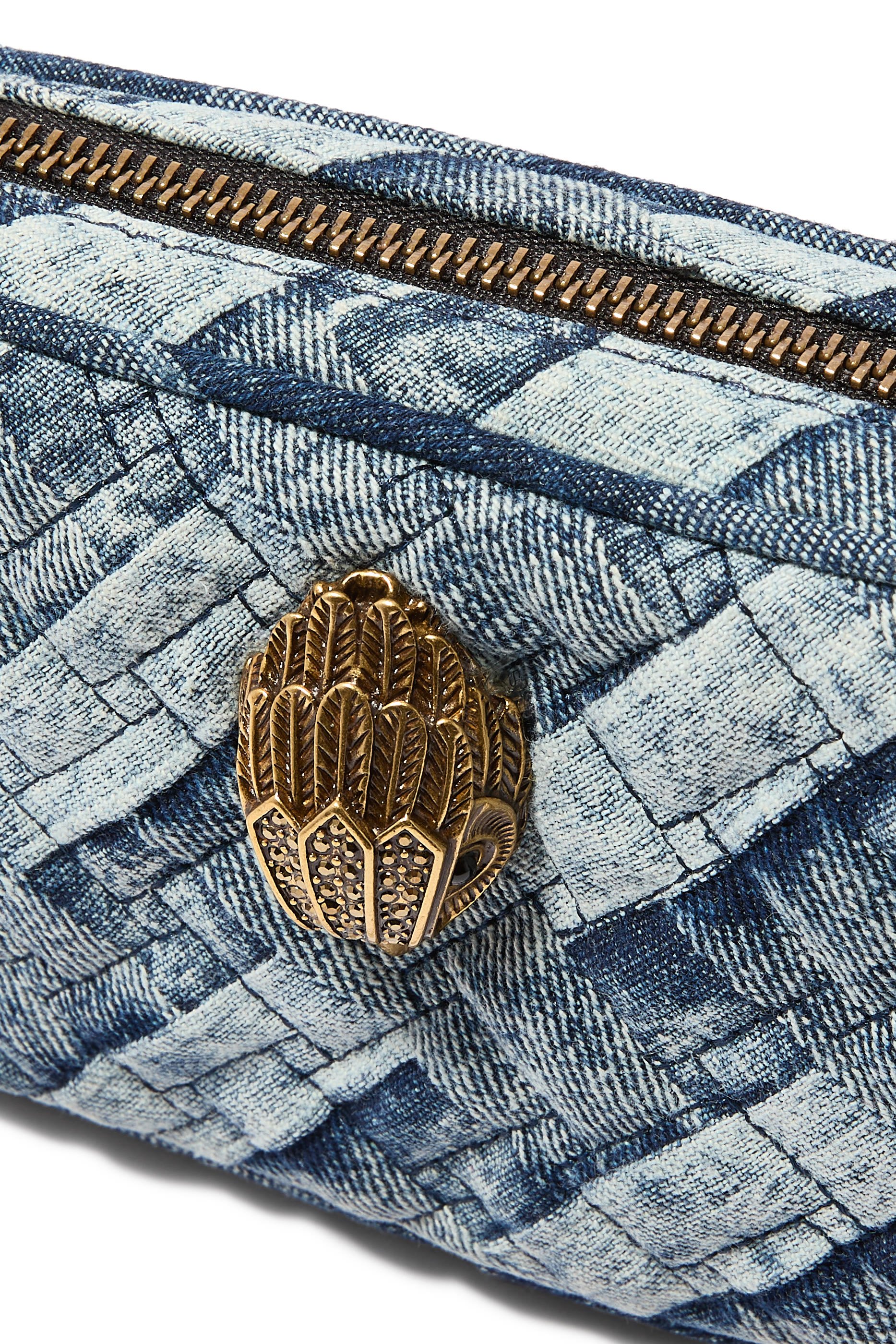 حقيبة بوش بحزام وشعار الماركة