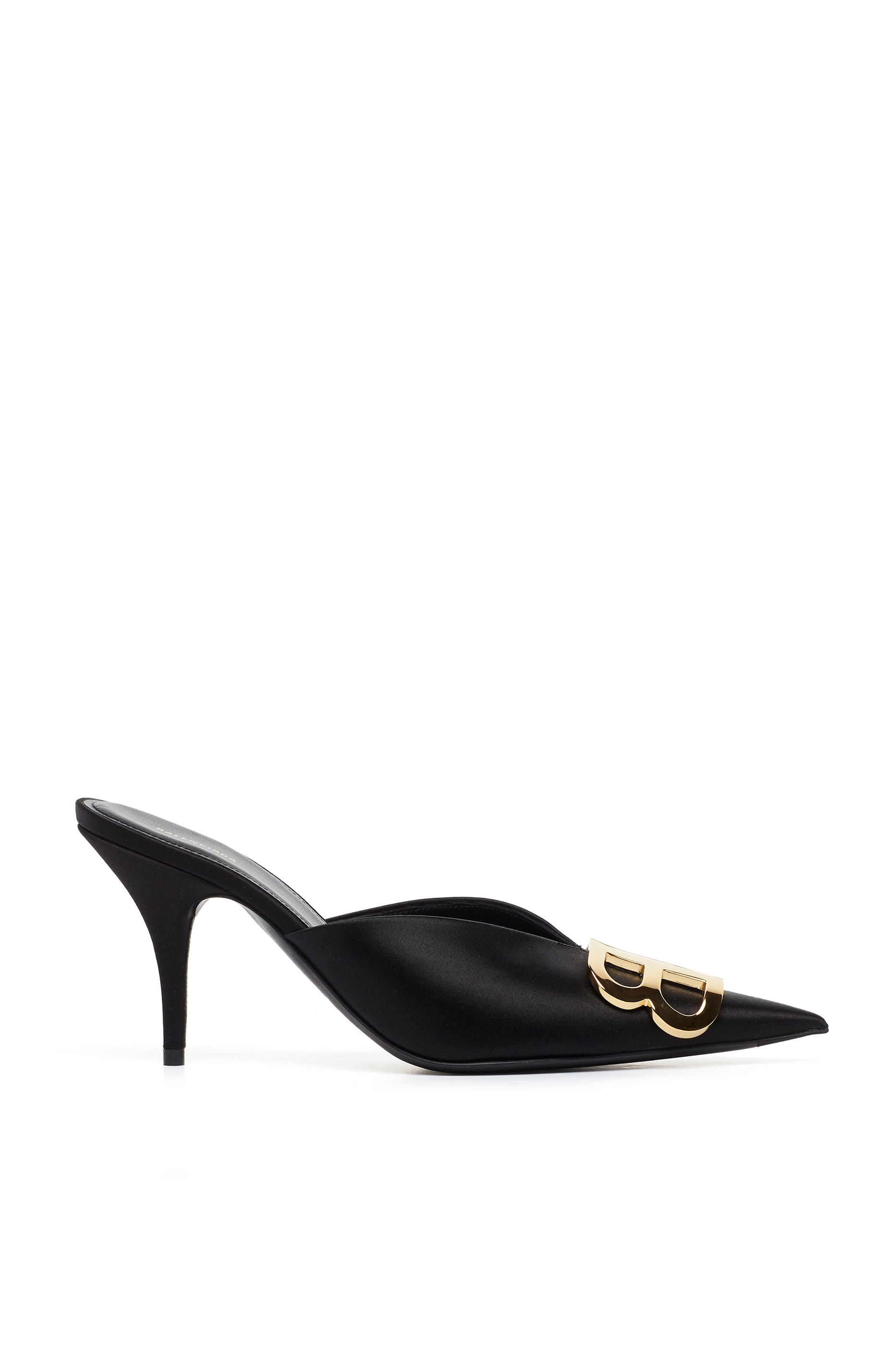 حذاء ستان مفتوح من الخلف بشعار BB