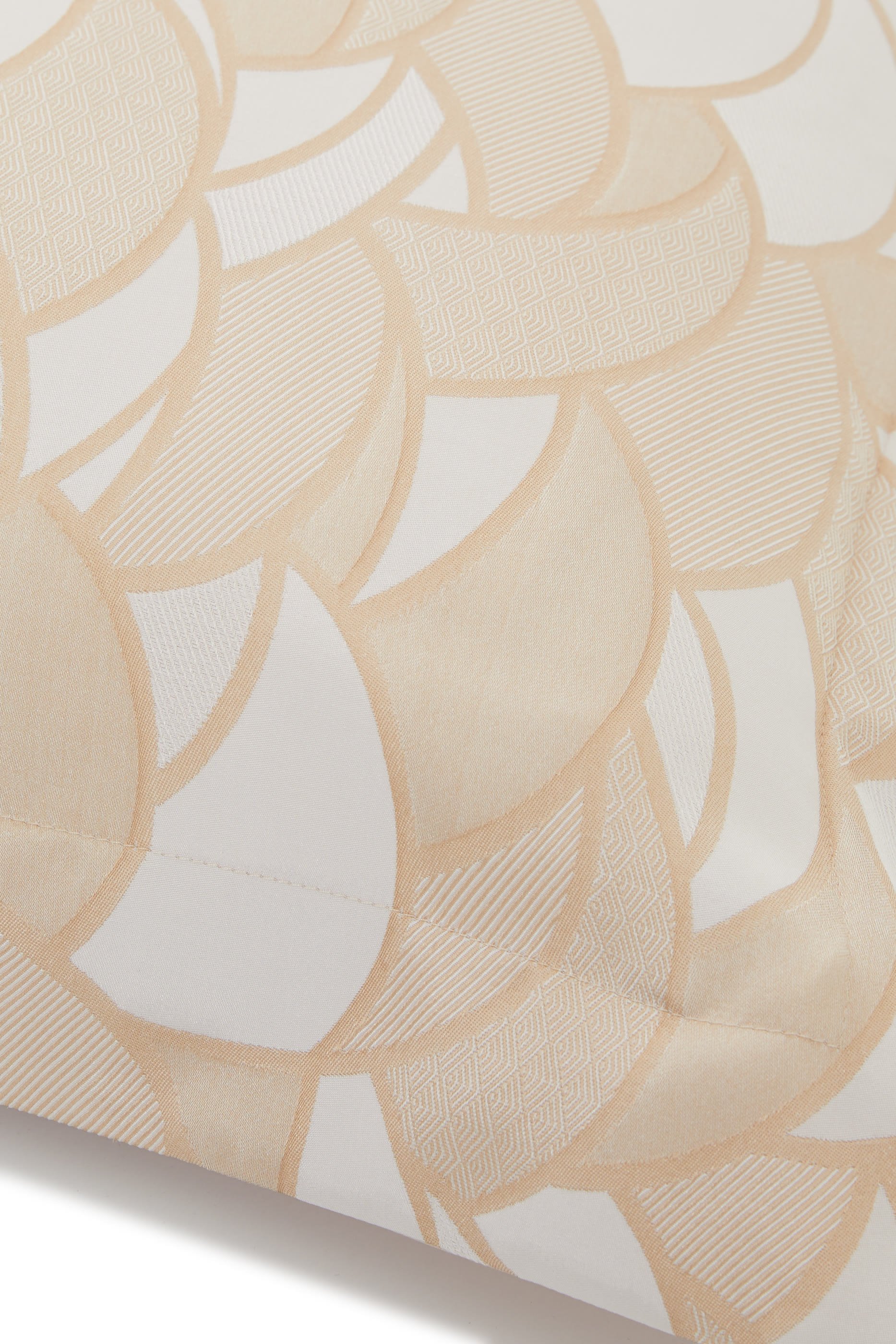 غطاء وسادة لولو