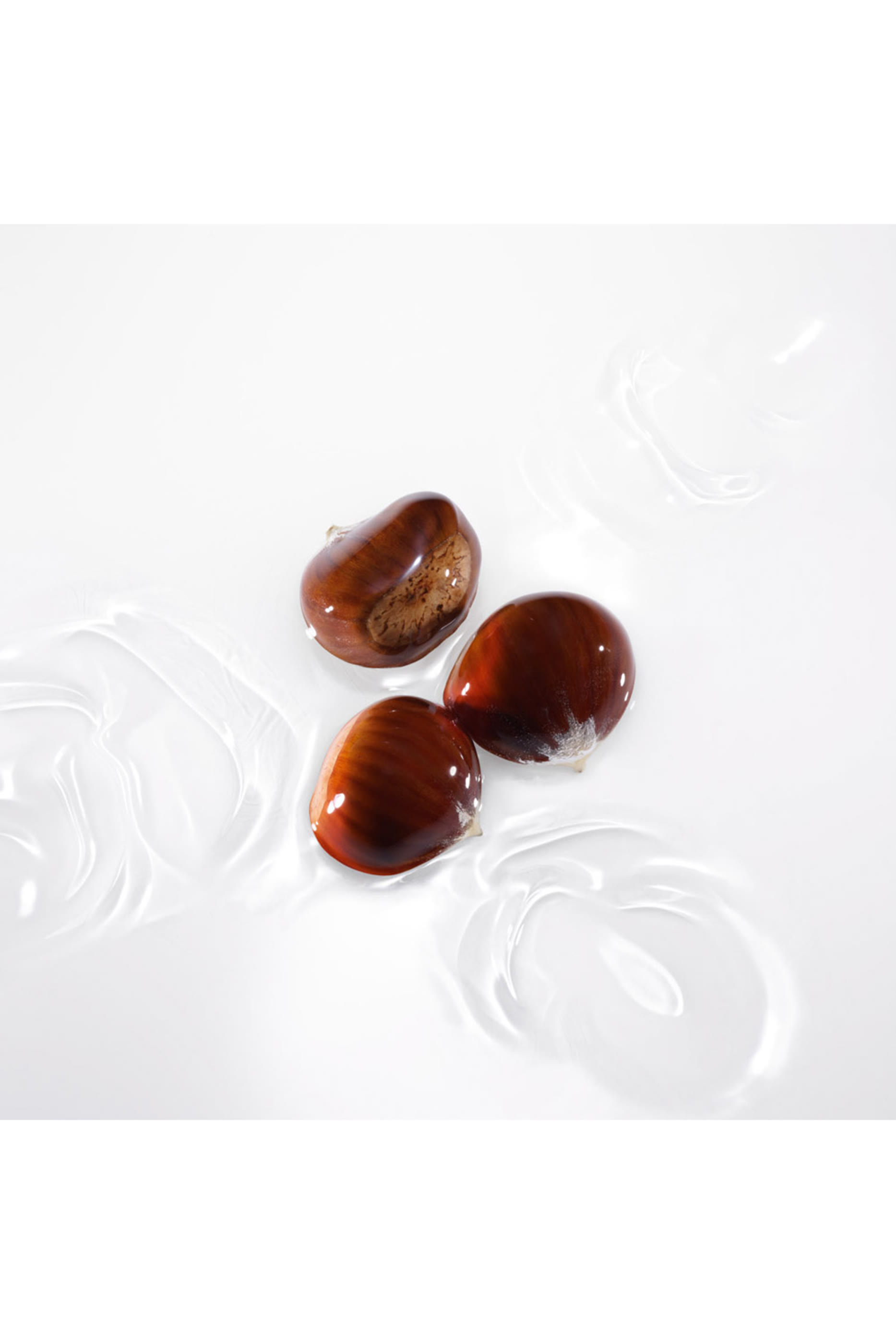 مجموعة هدايا أو دو تواليت وشمعة مارجيلا ريبليكا باي ذا فاير بليس