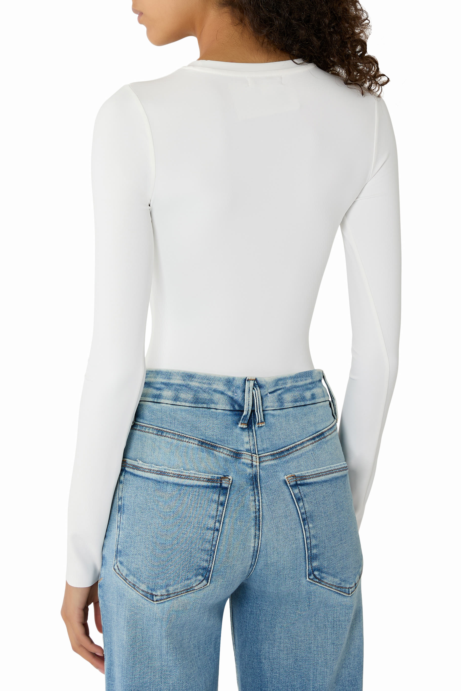 بودي سوت بقصة ضيقة بأكمام طويلة وياقة ضيقة