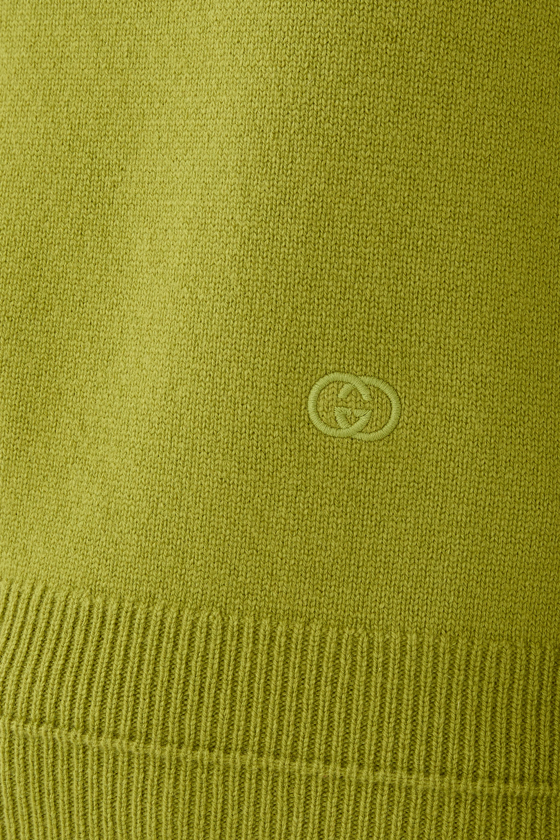 كنزة مزينة بتطريز شعار الماركة صوف وكشمير