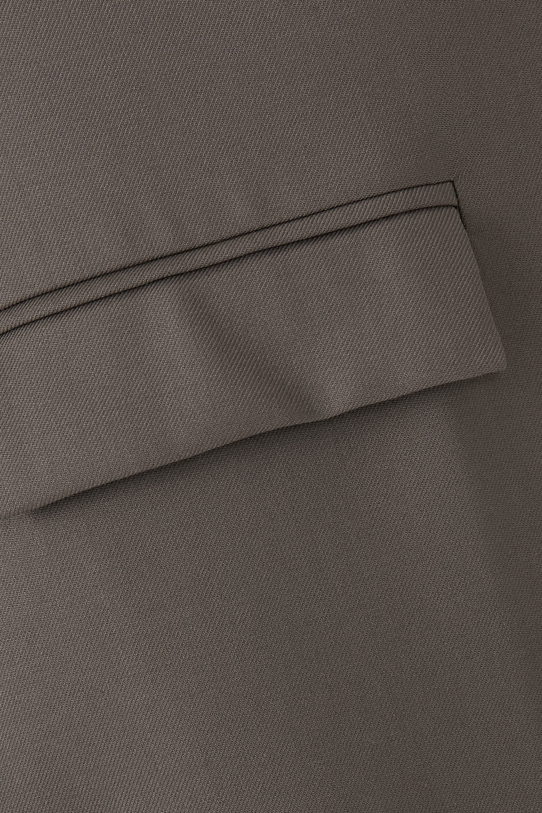 تنورة نادية