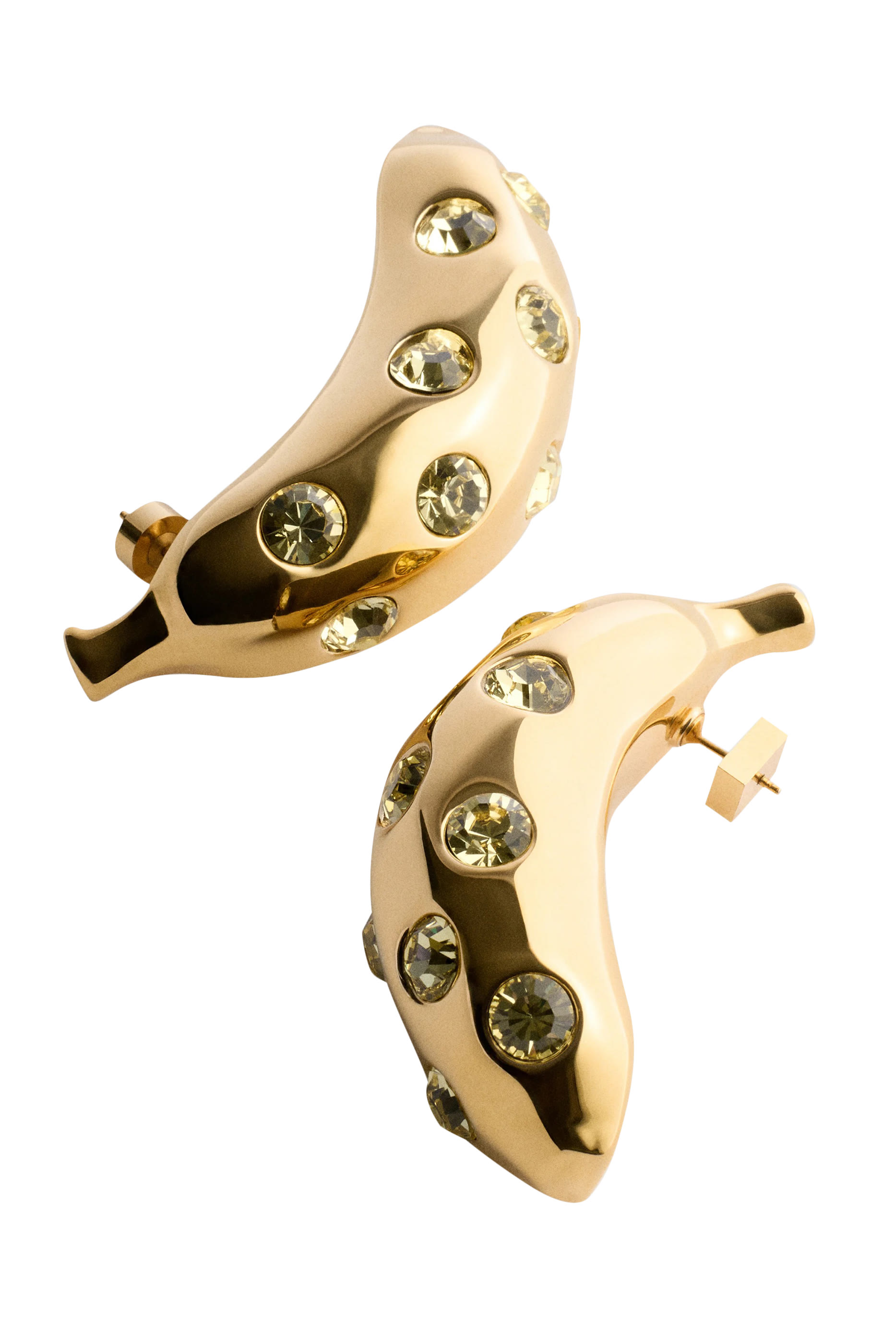 أقراط بتصميم موزة