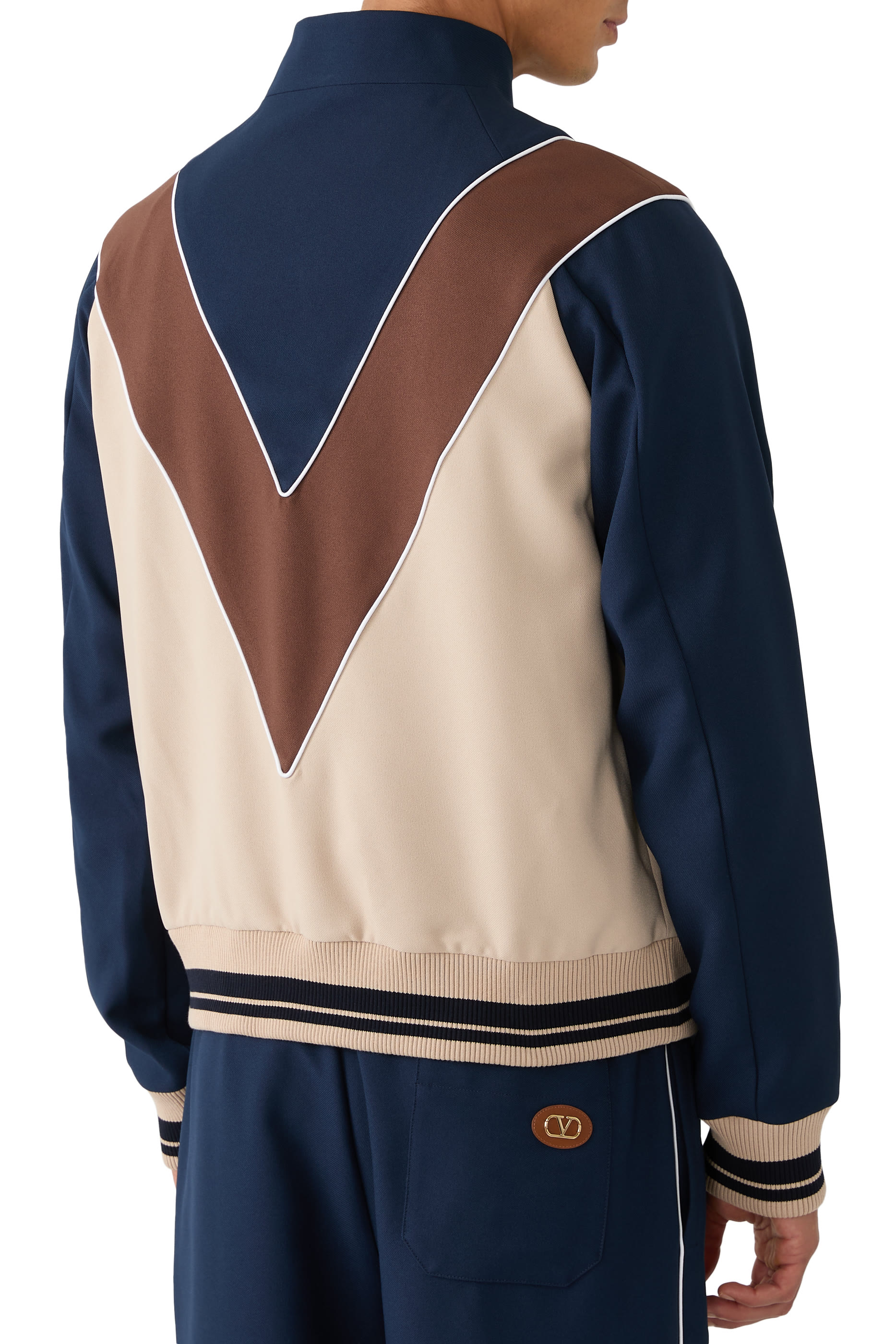 سويت شيرت بسحاب ورقعة شعار الماركة