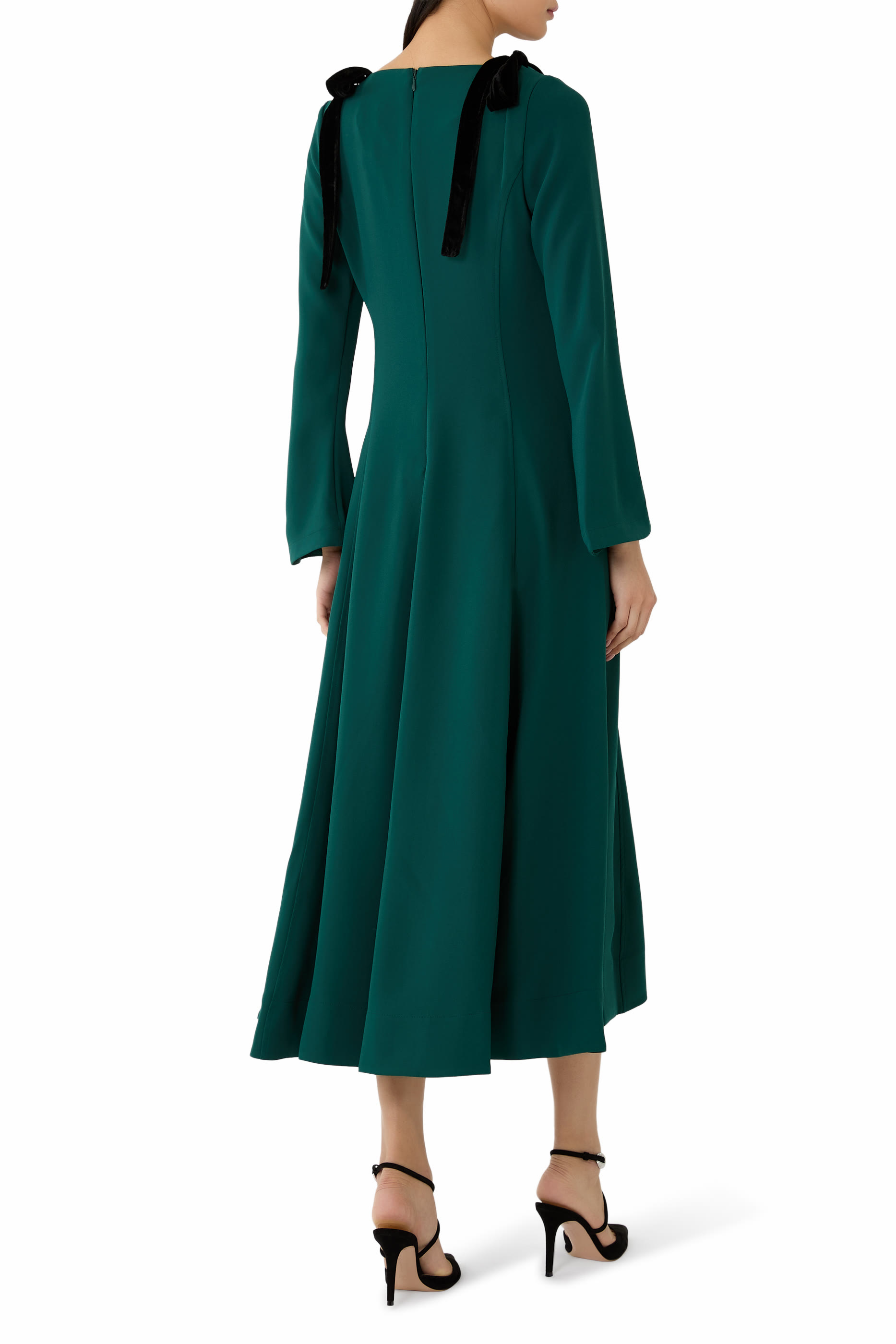 فستان كلاريبل متوسط ​​الطول