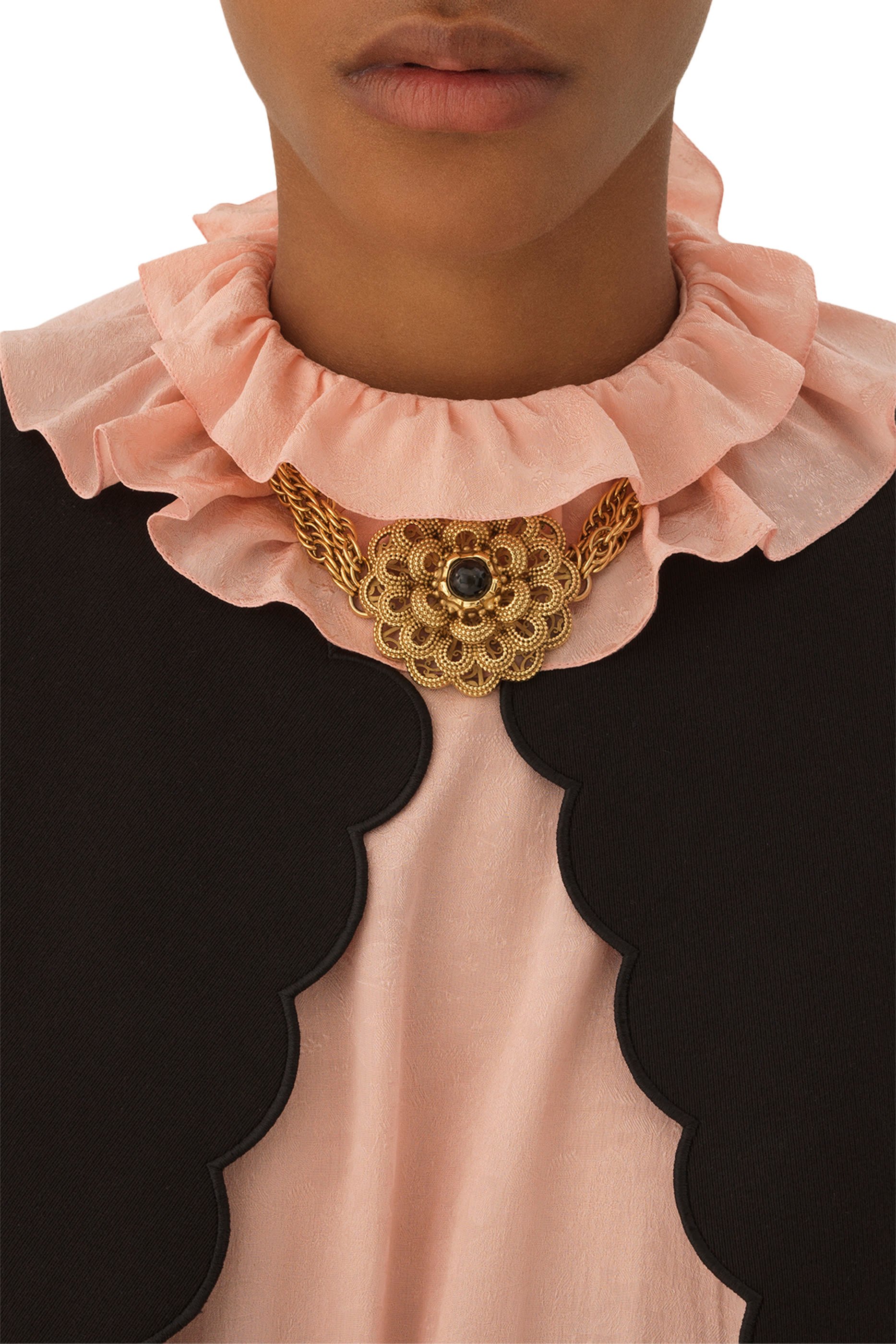 جاكيت سبينسر قصير