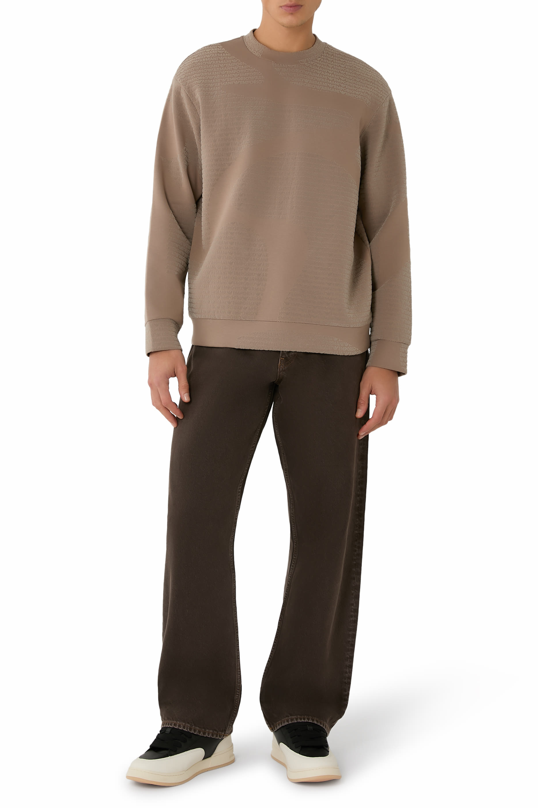 سويت شيرت بشعار الماركة