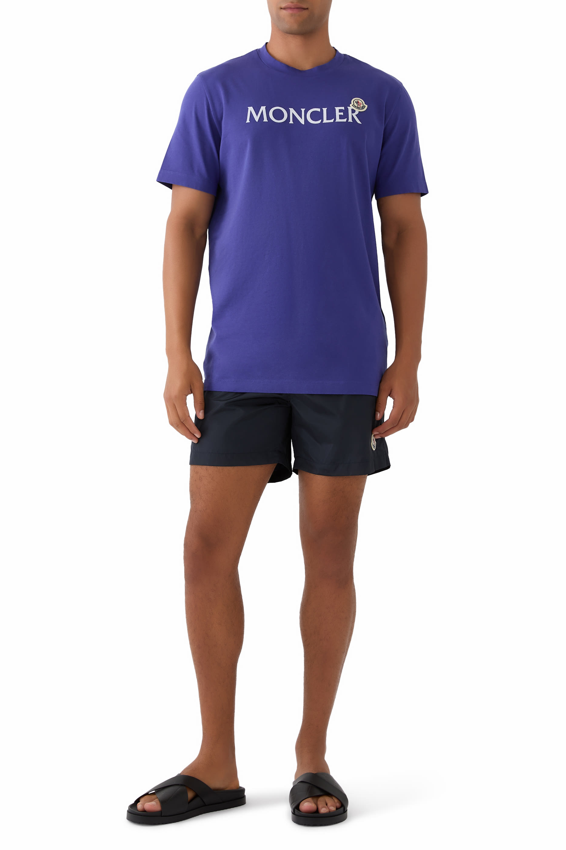 شورت سباحة بشعار الماركة