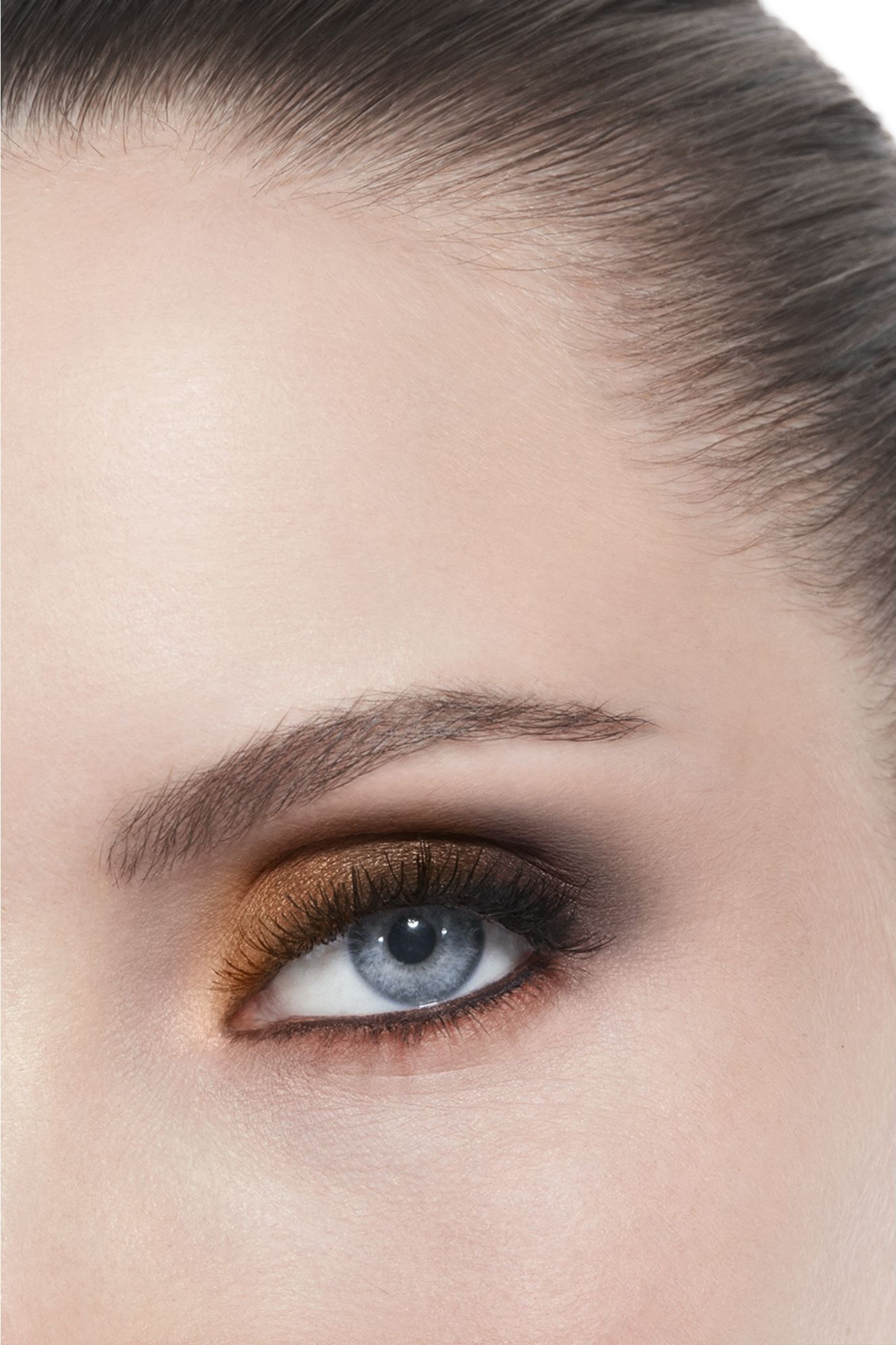 لوحة ظلال عيون Chanel Les 4 Ombres Multi-Effect Quadra Eyeshadow 392 Initiation