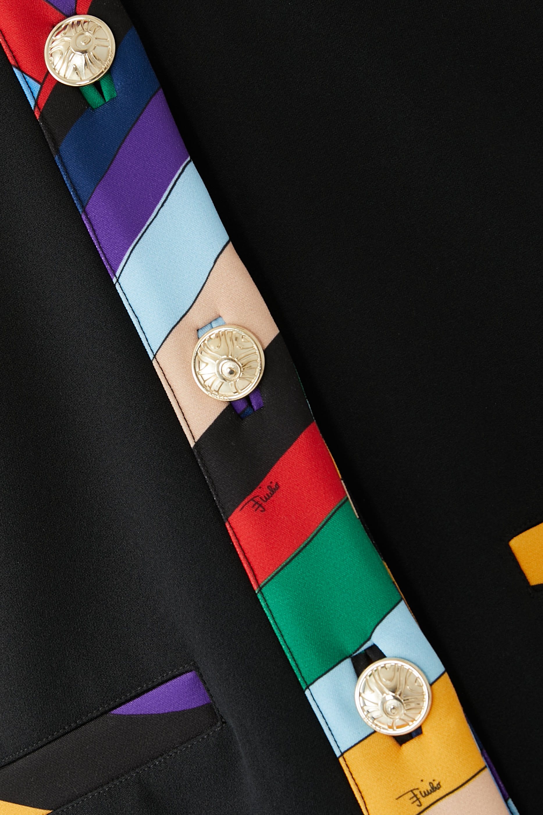 جاكيت بنقشة ايريد