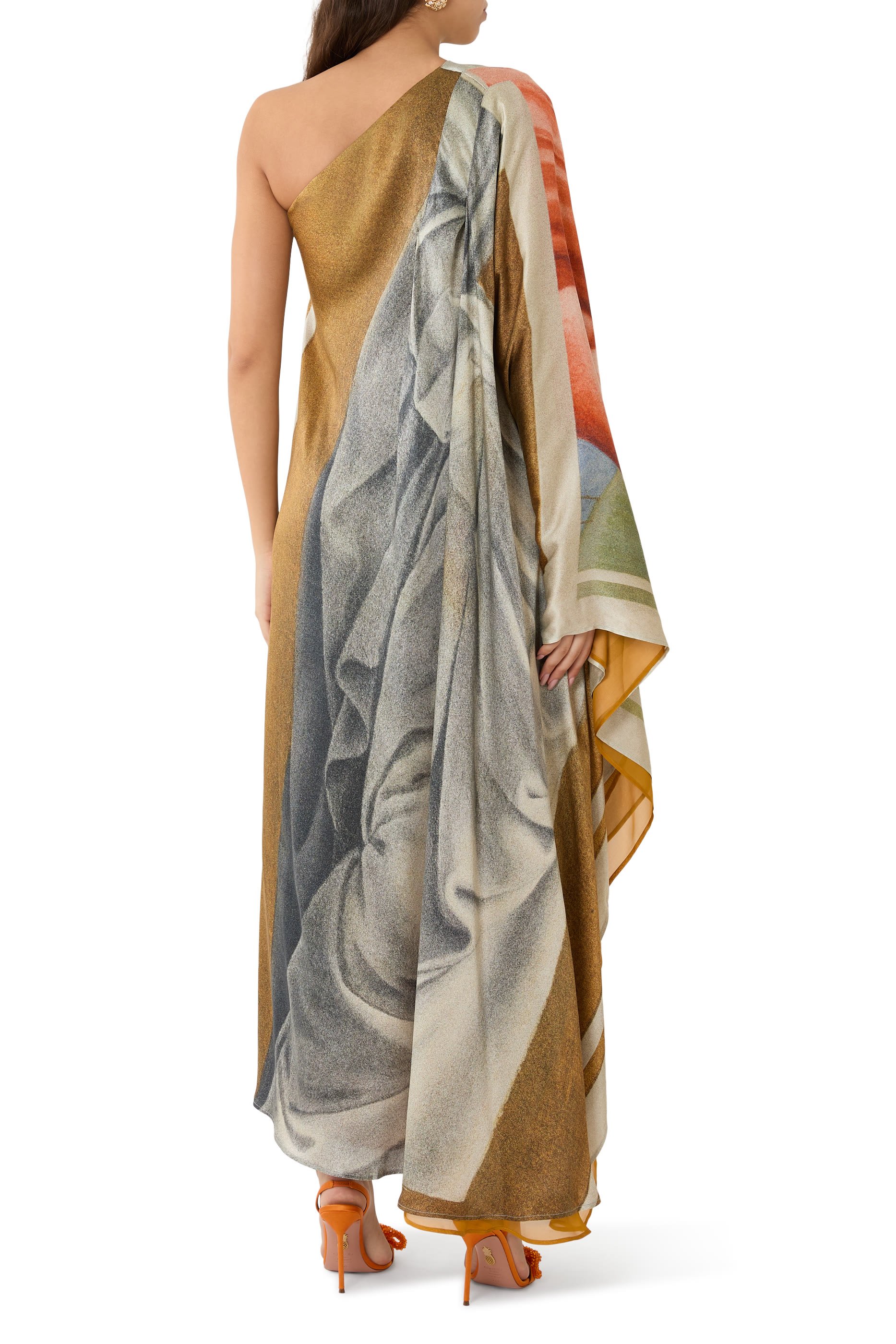 بلوزة مينيرفا بكم واحد بطول الأرضية