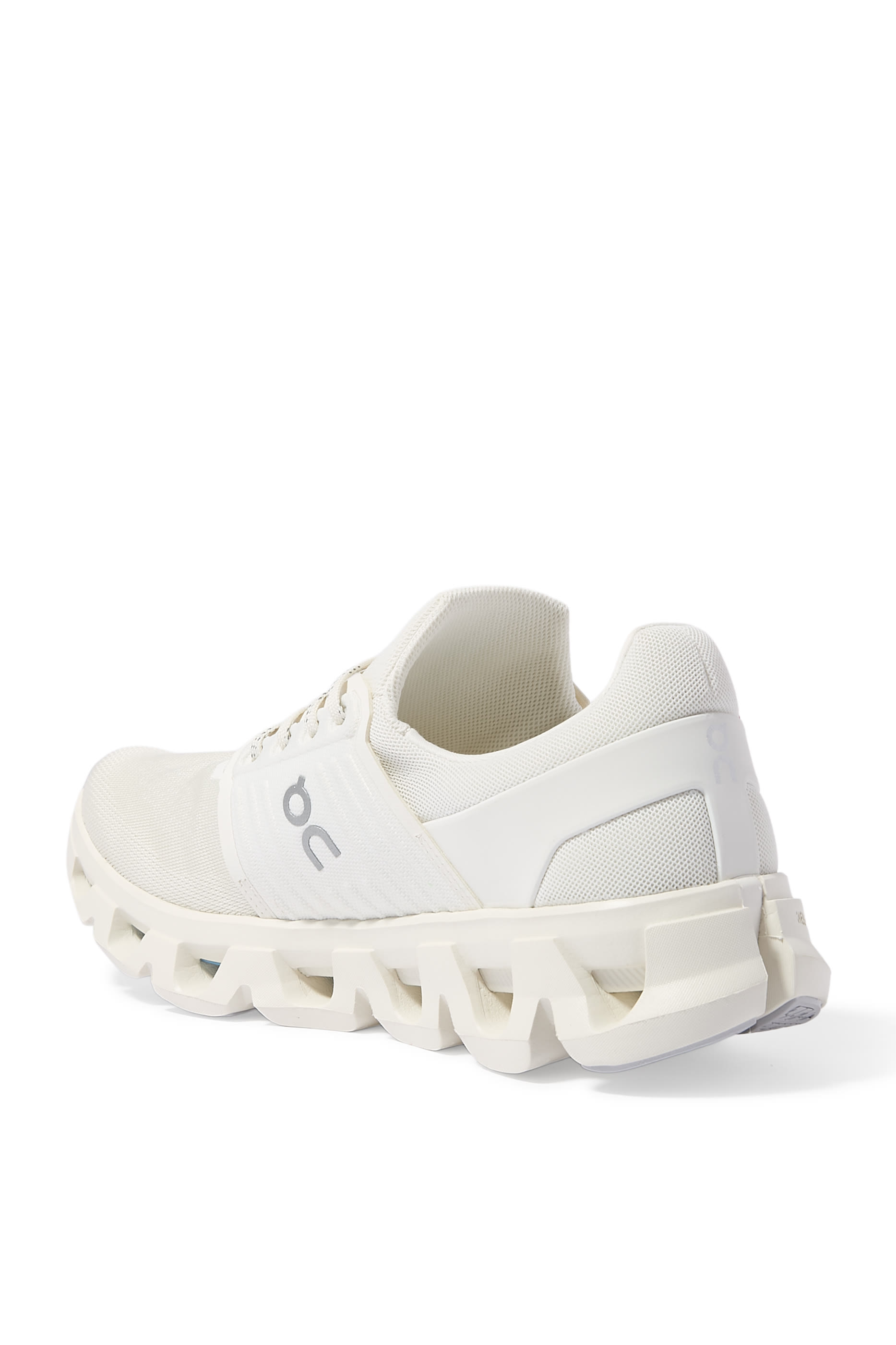 سنيكرز كلاودسويفت 4 ايه دي للرجال