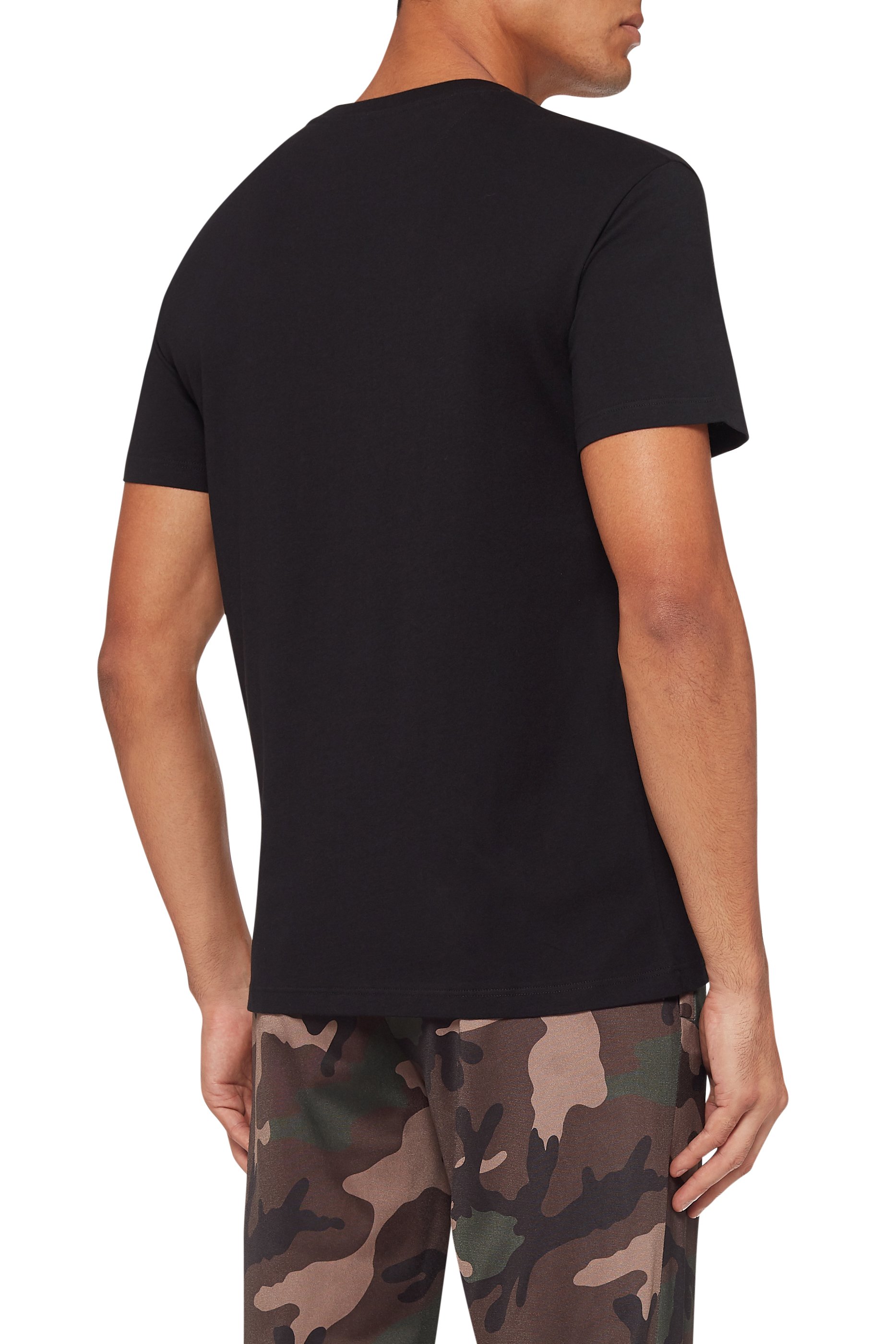 تيشيرت فالنتينو غارافاني بطبعة شعار VLTN